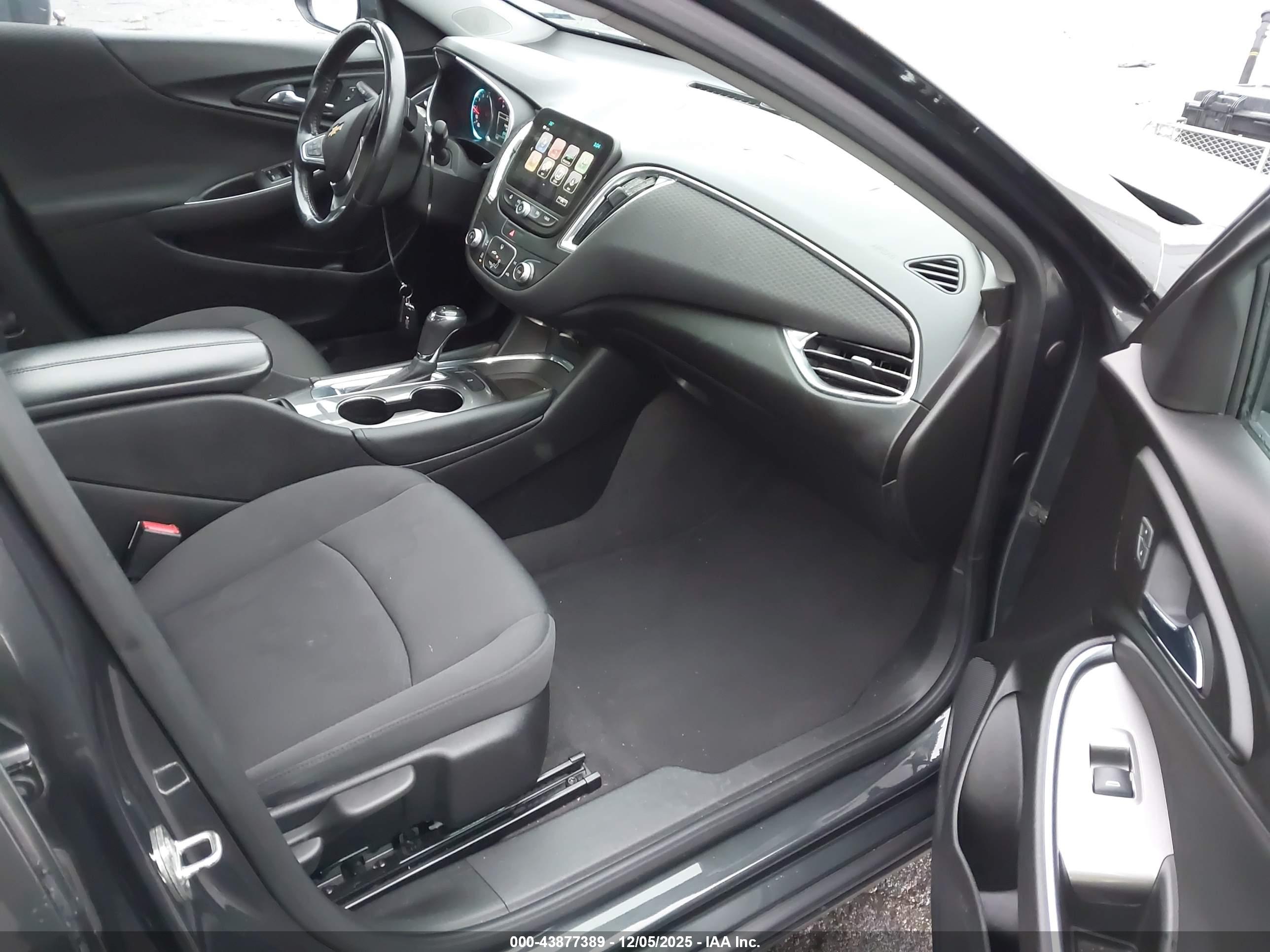 CHEVROLET MALIBU image 5