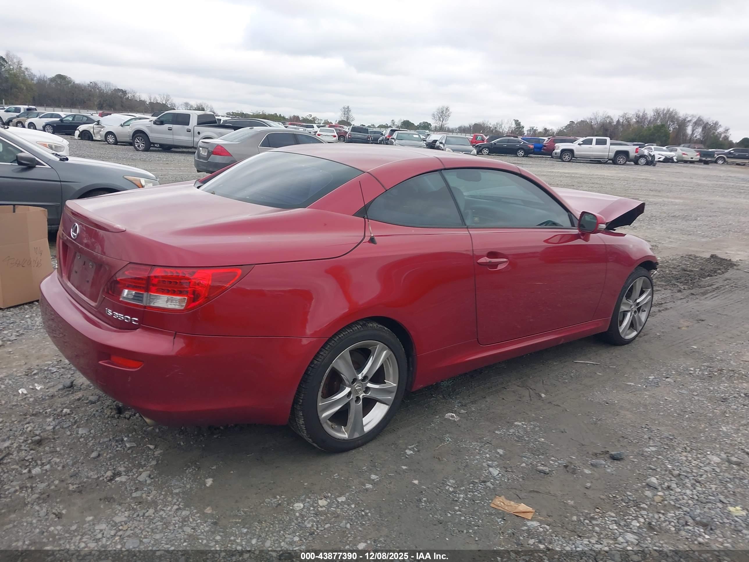 LEXUS IS image 4