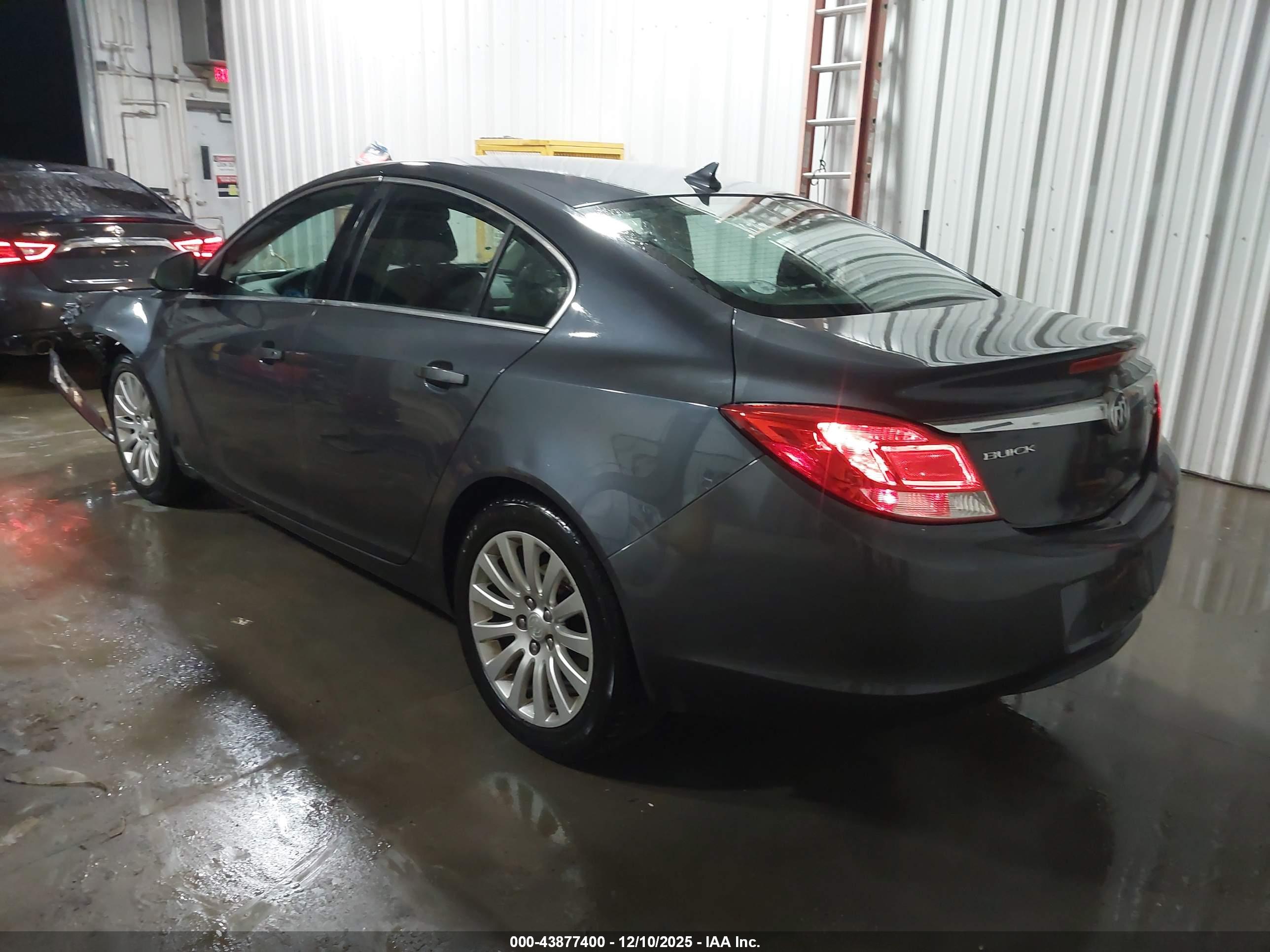 BUICK REGAL image 3