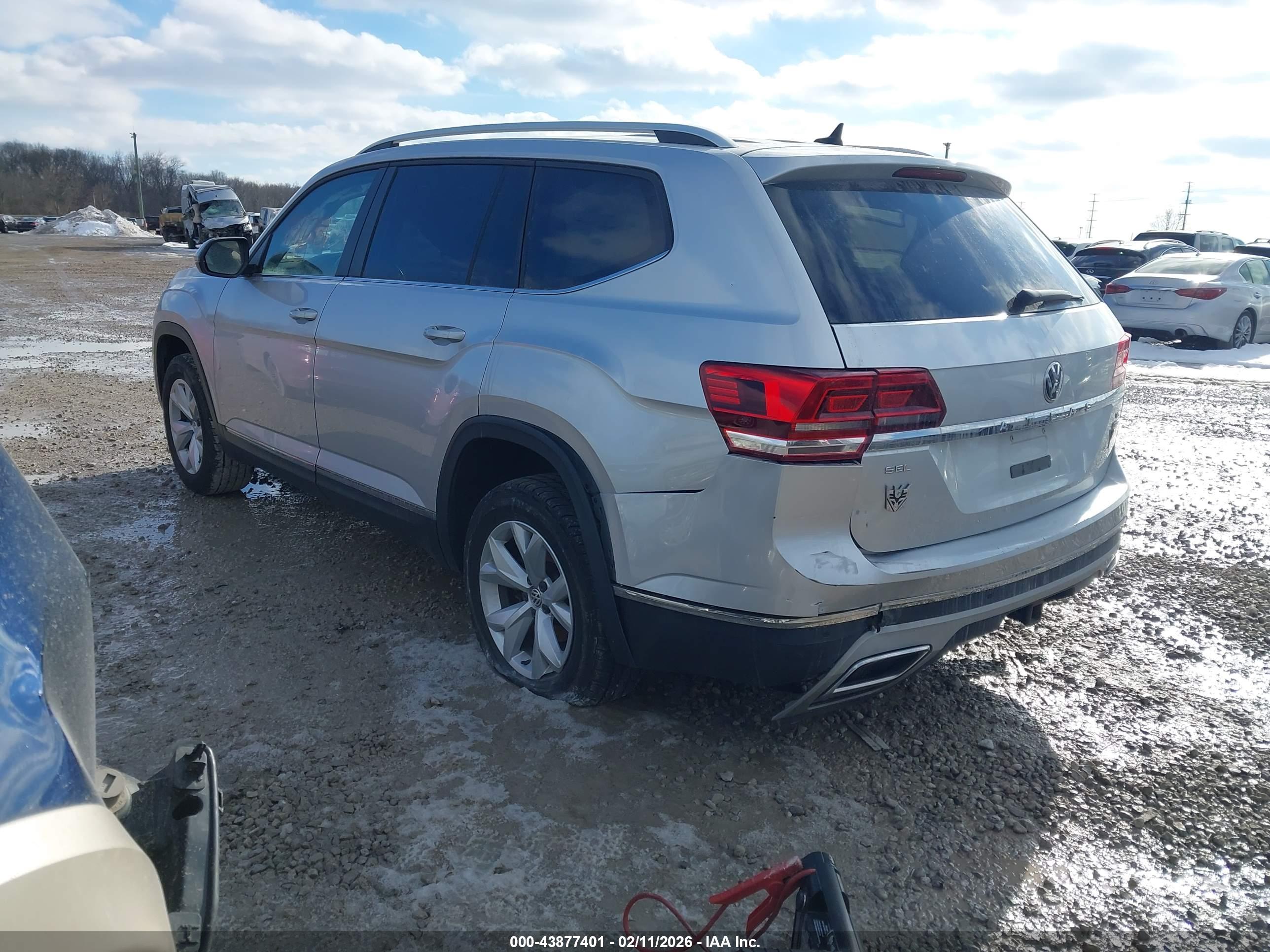 VOLKSWAGEN ATLAS image 3