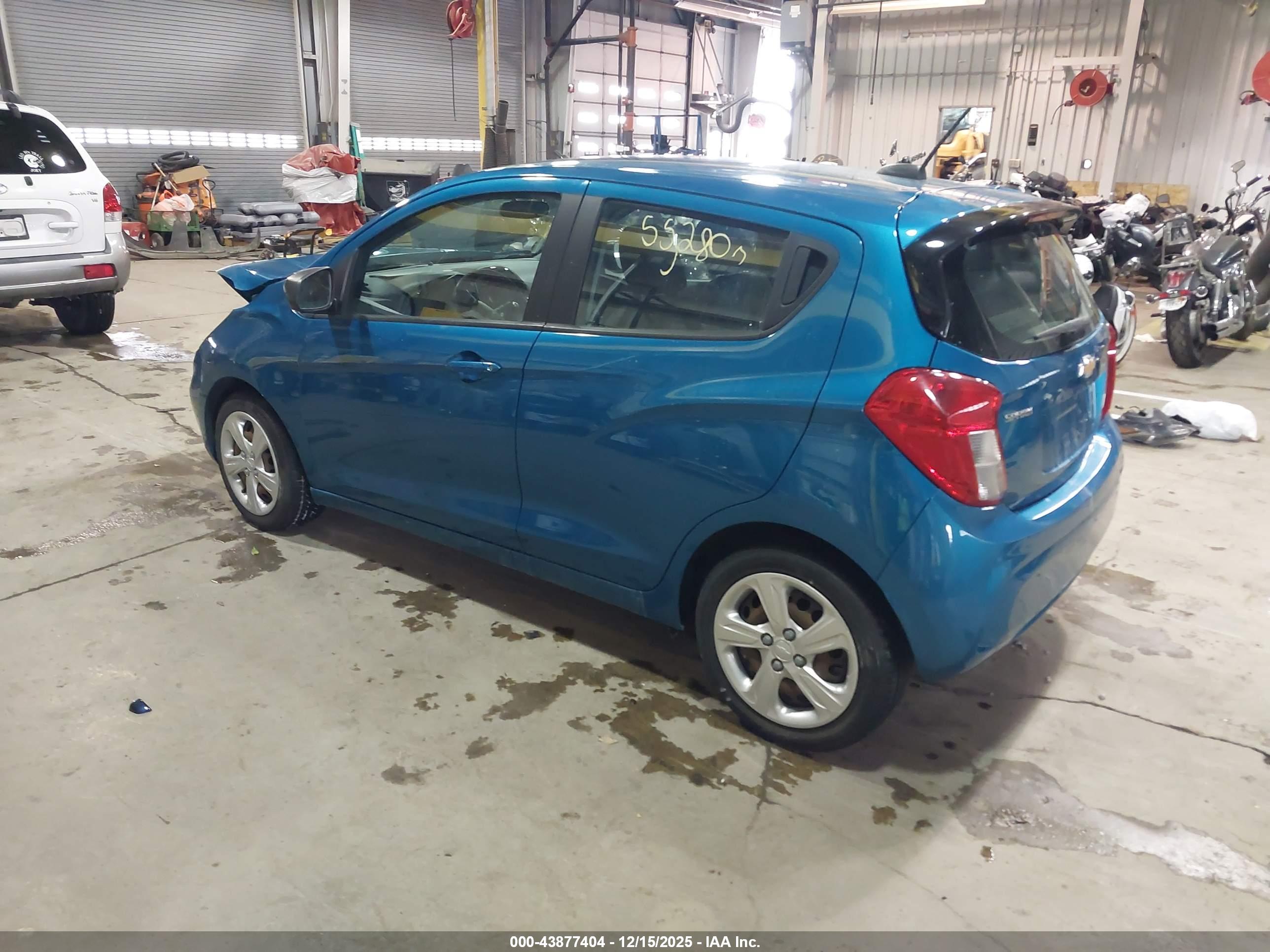 CHEVROLET SPARK image 3