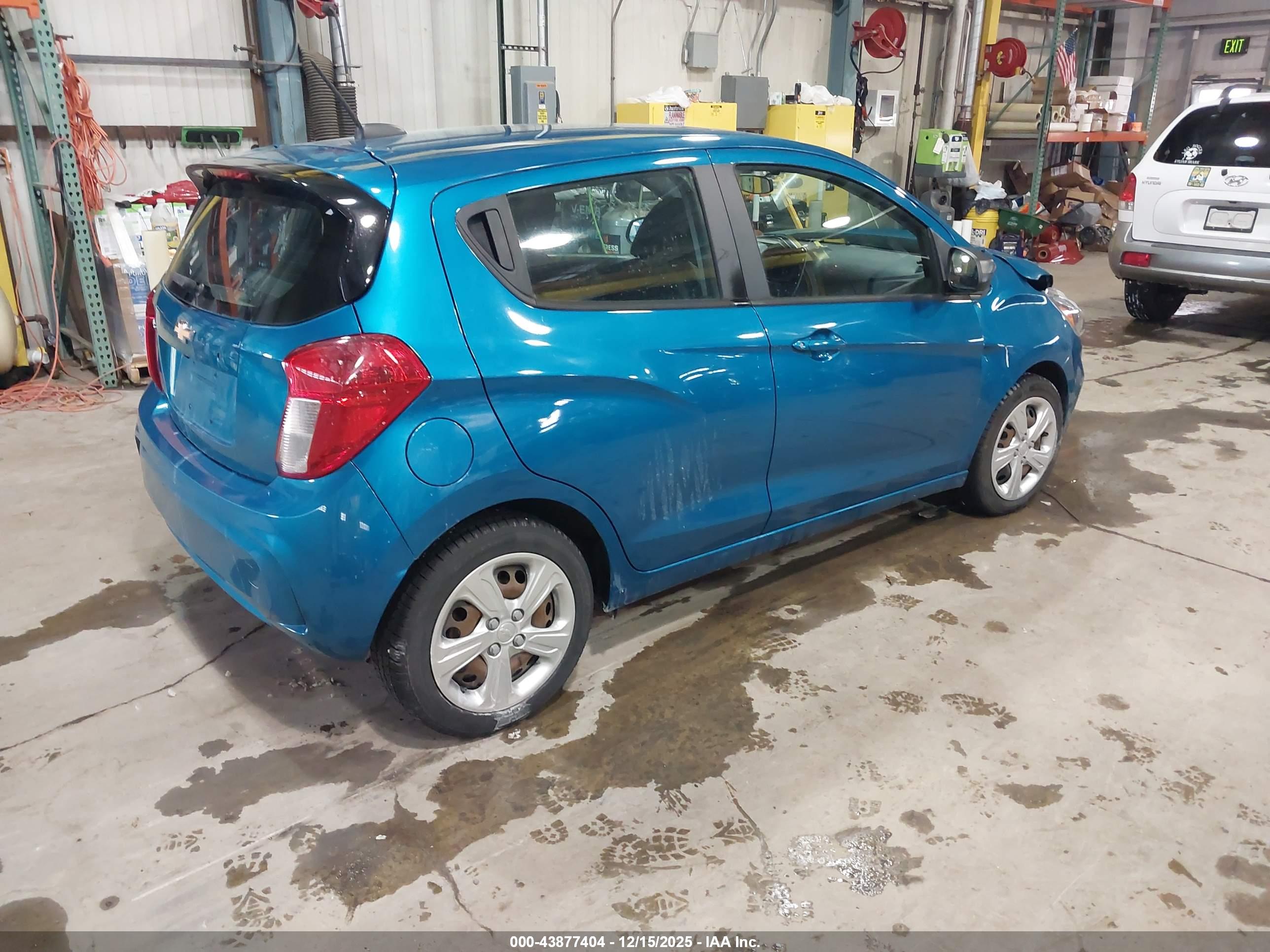 CHEVROLET SPARK image 4