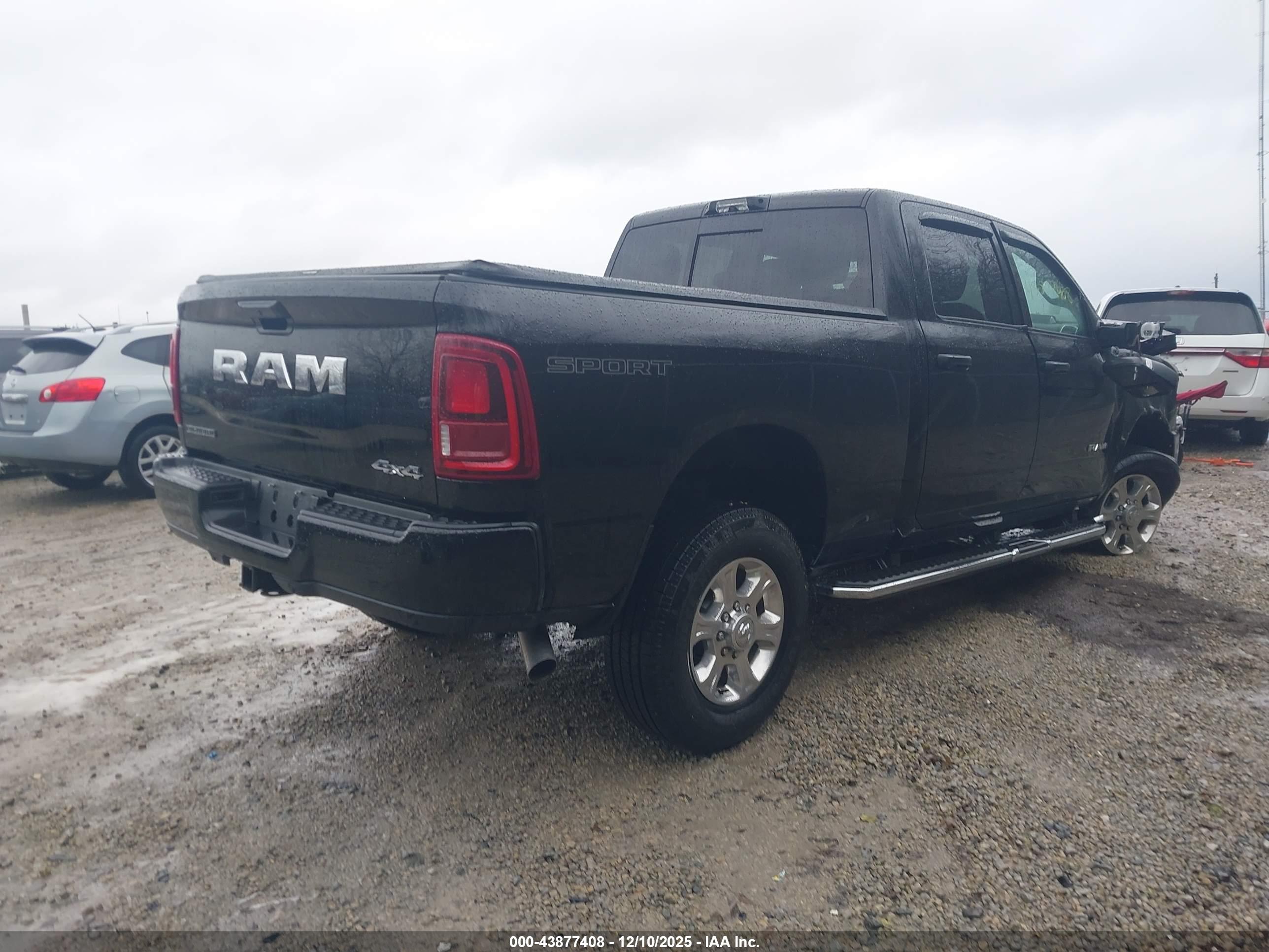 RAM 2500 image 4