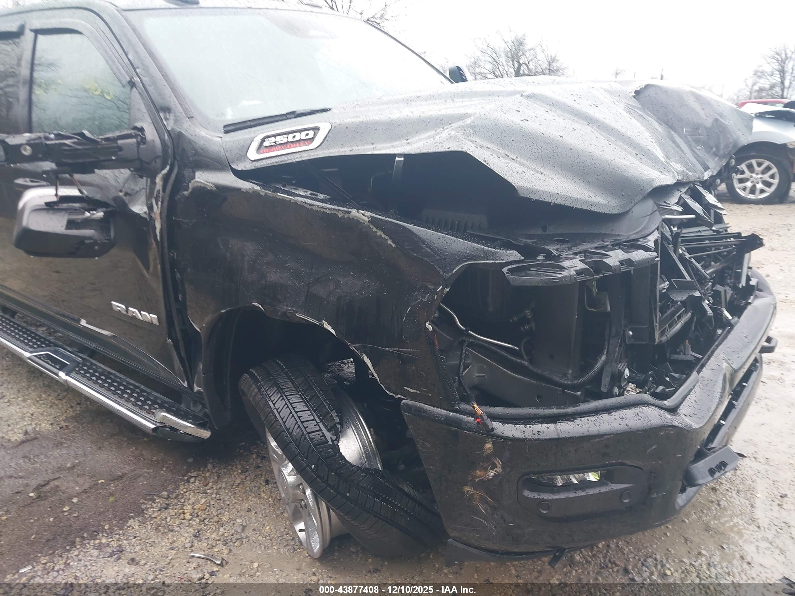 RAM 2500 image 6