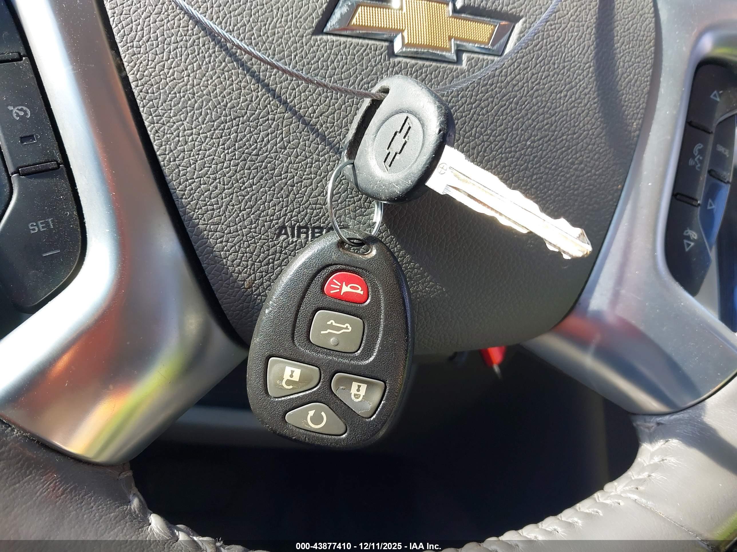 CHEVROLET TRAVERSE image 11