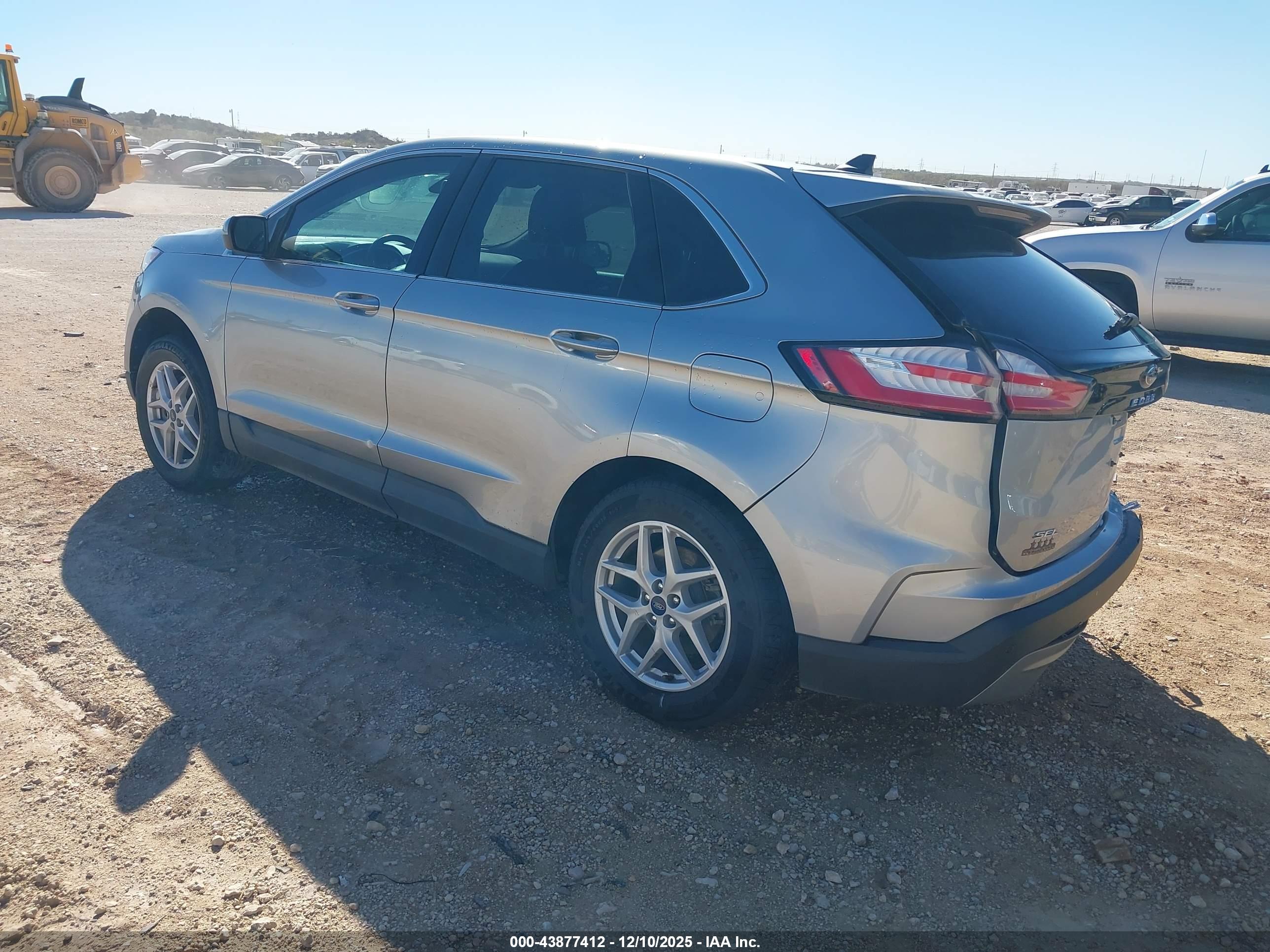 FORD EDGE image 3