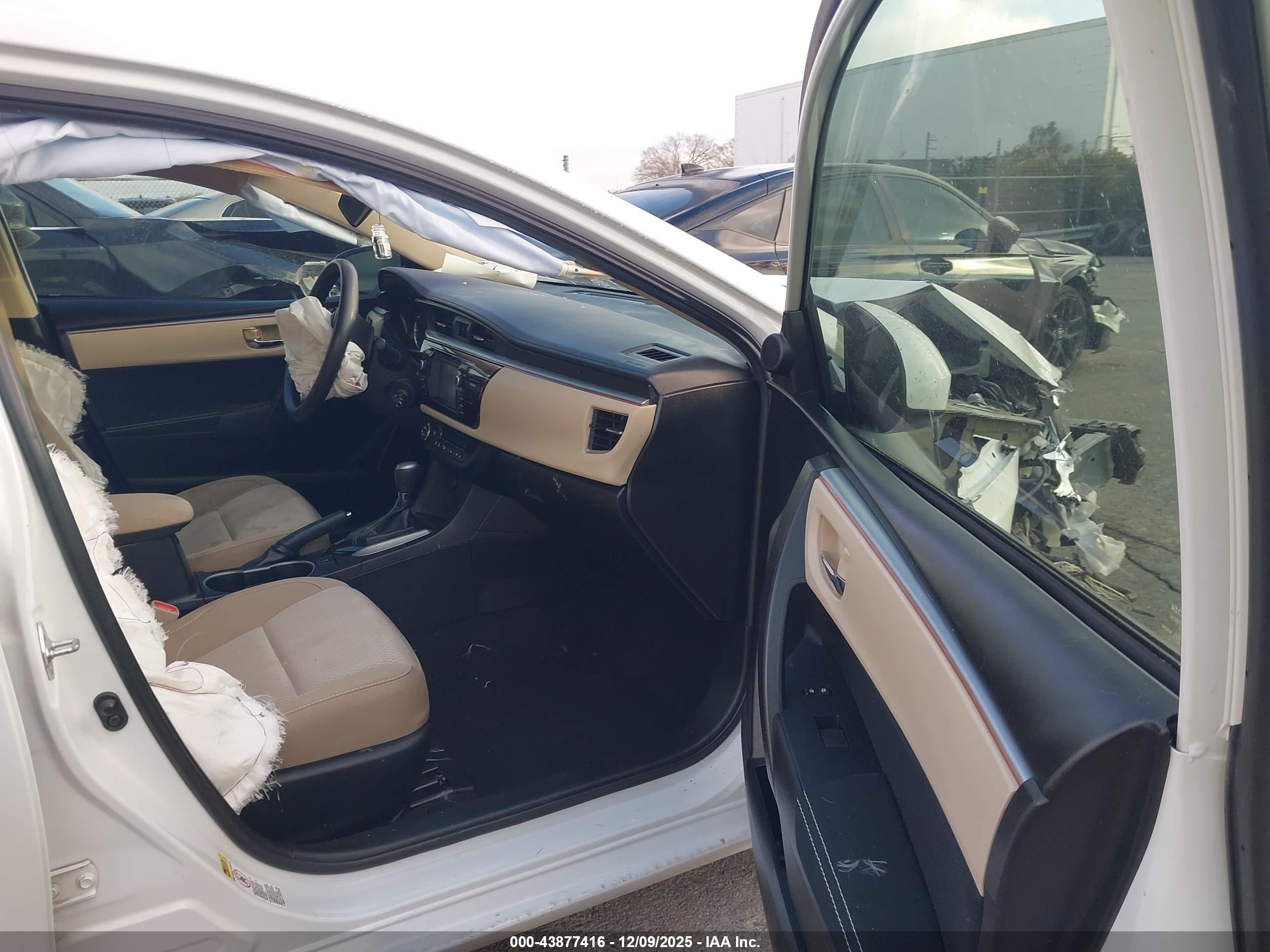TOYOTA COROLLA image 5