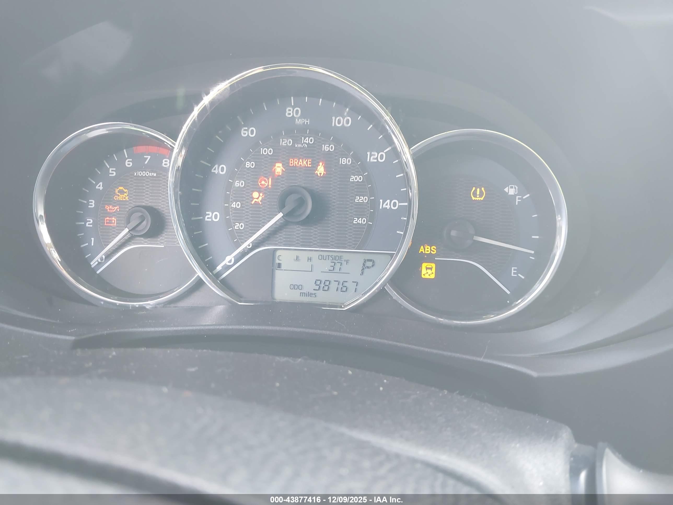 TOYOTA COROLLA image 7