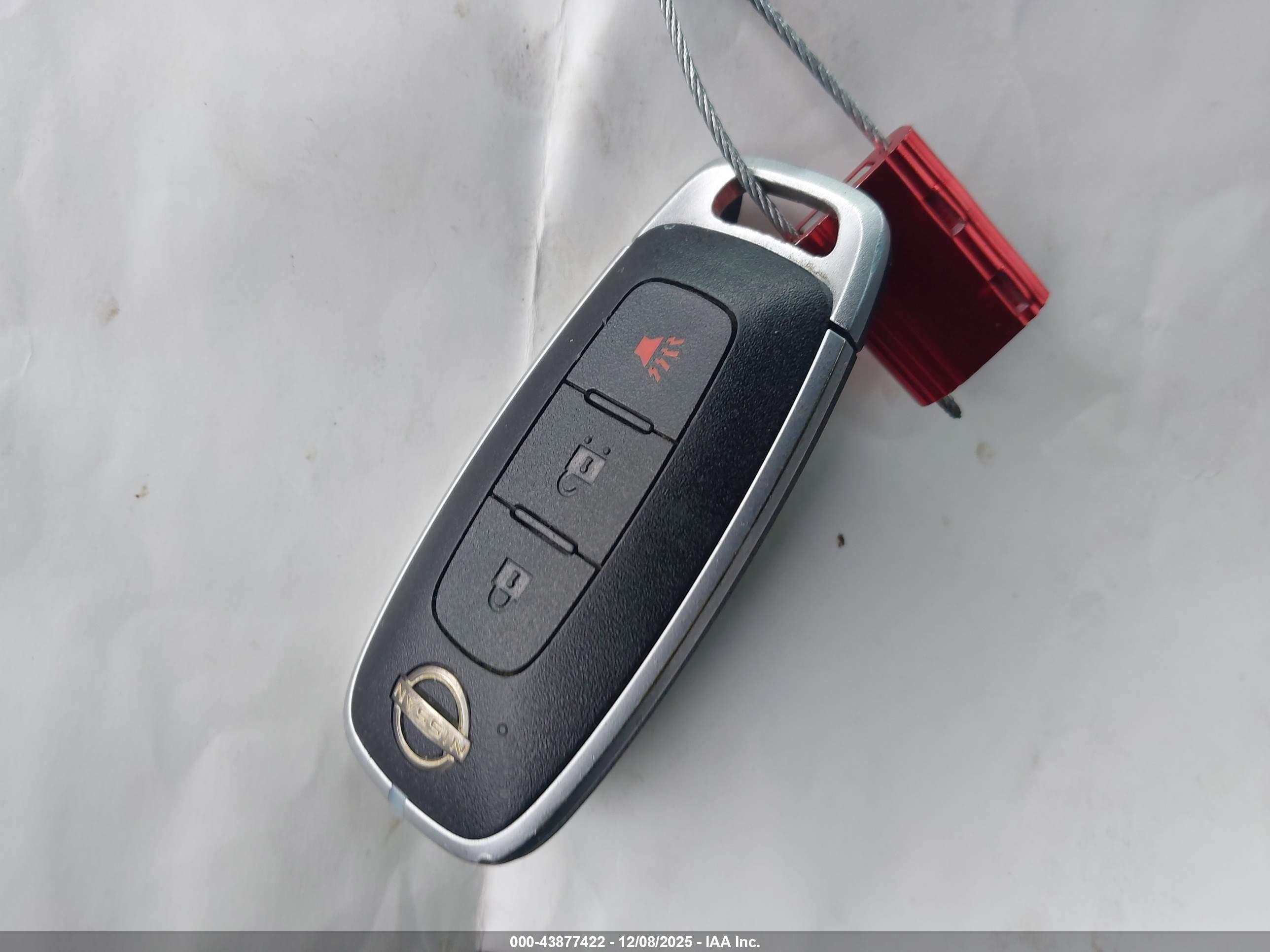 NISSAN KICKS image 11