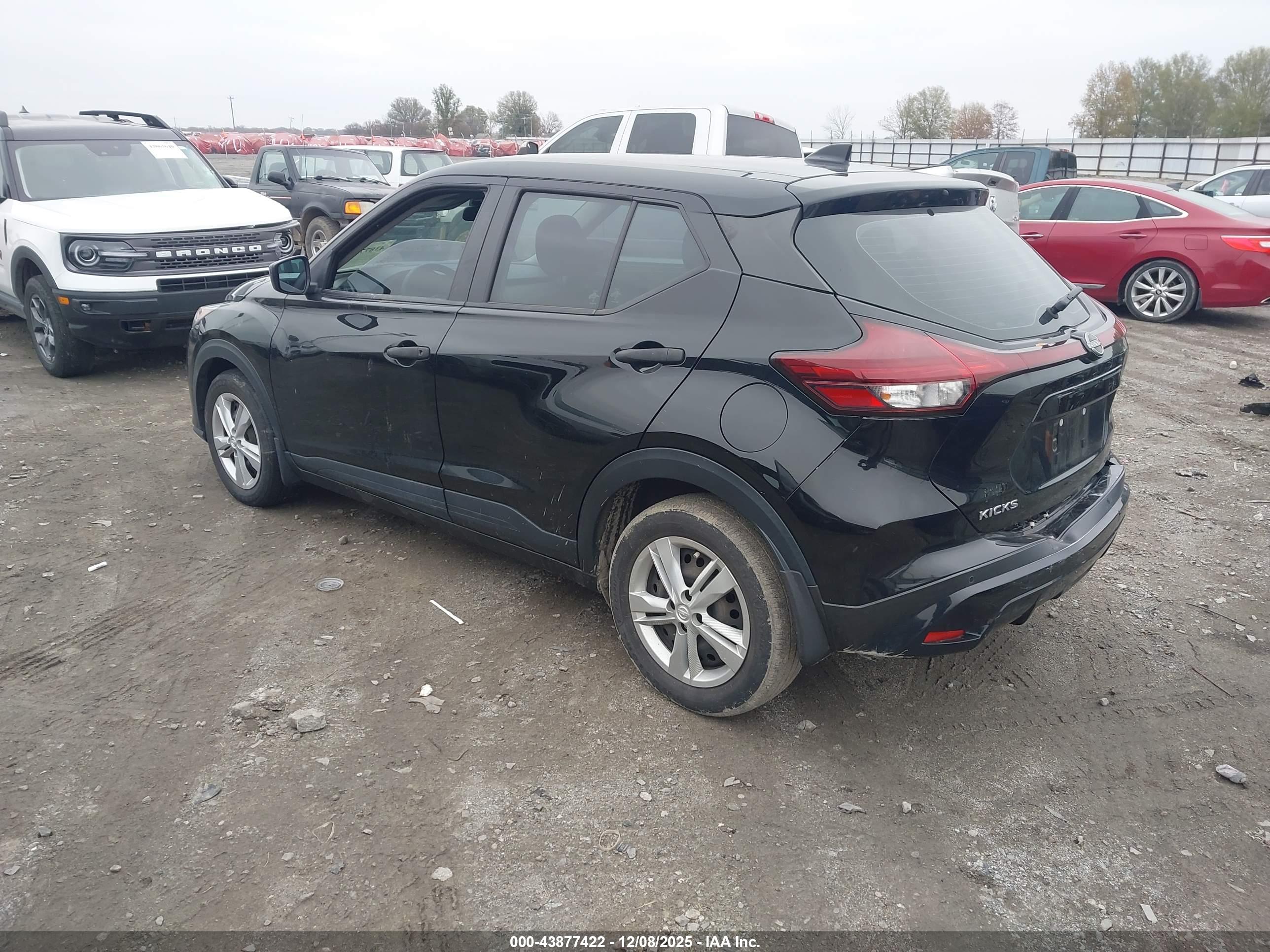 NISSAN KICKS image 3