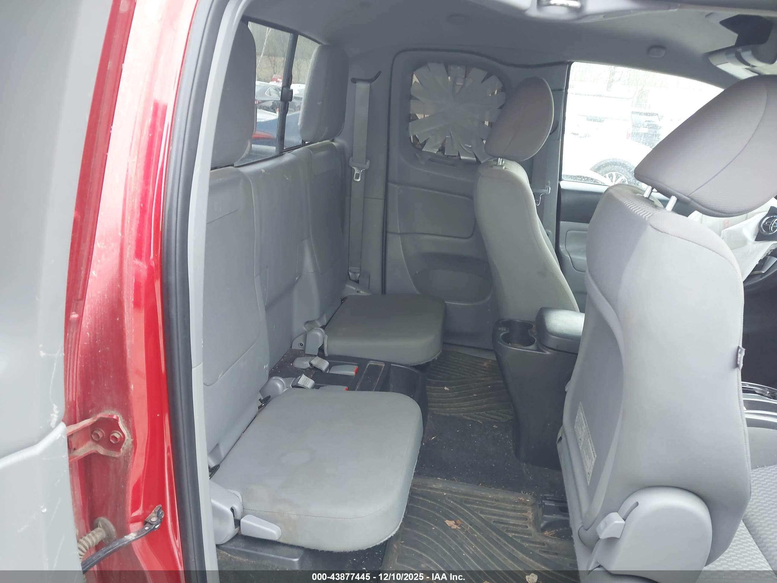 TOYOTA TACOMA image 8