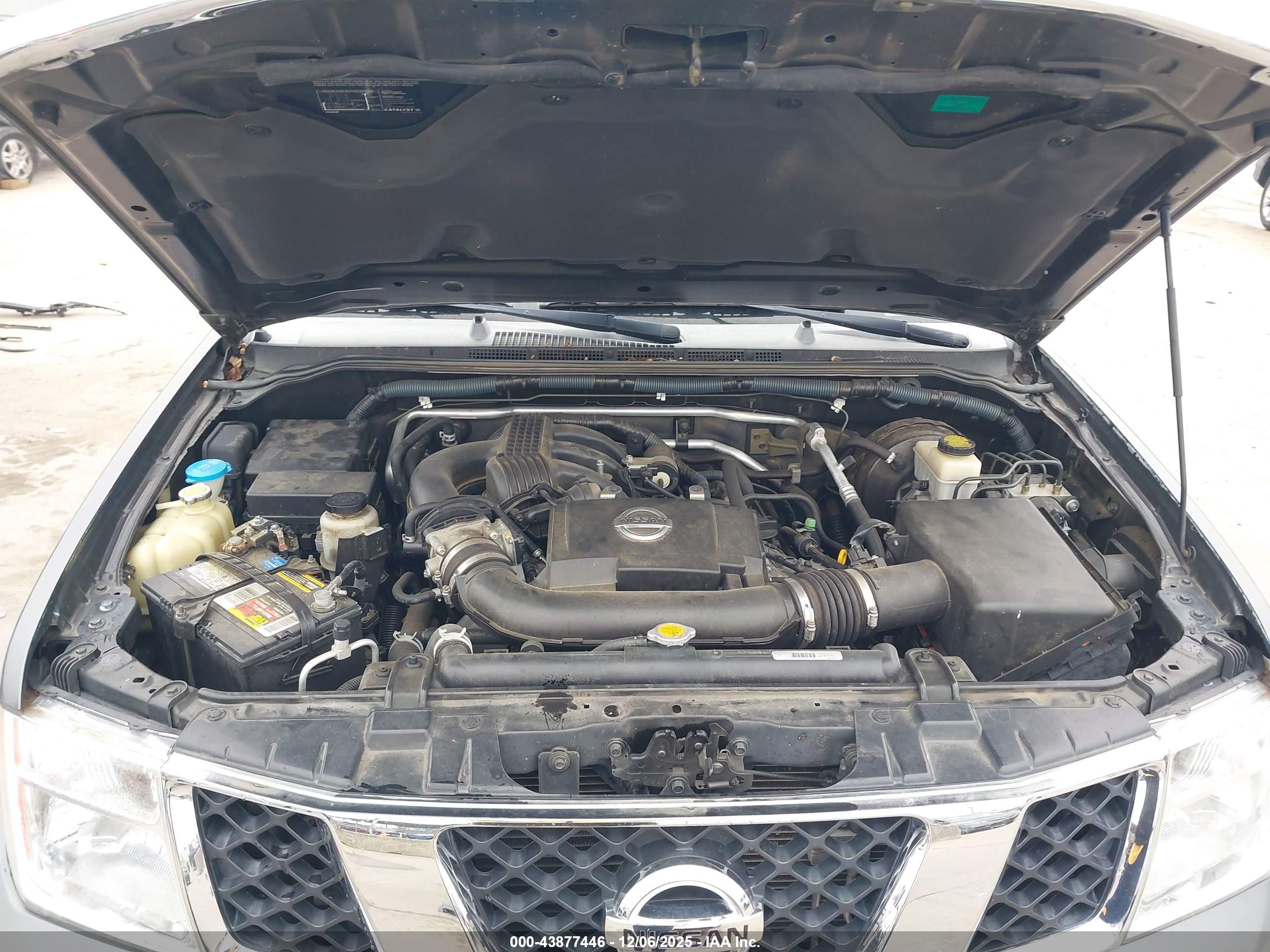 NISSAN FRONTIER image 10