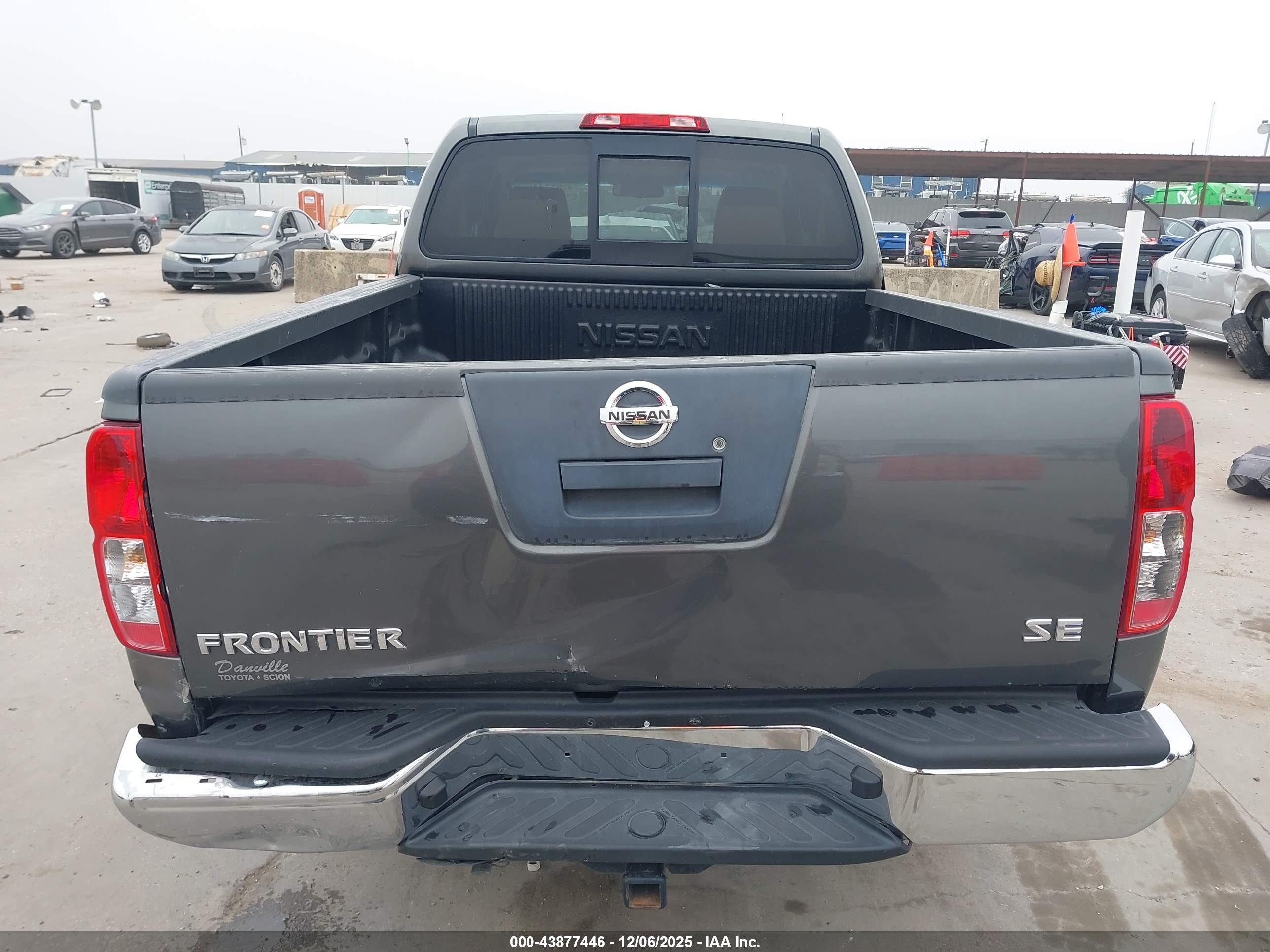 NISSAN FRONTIER image 6