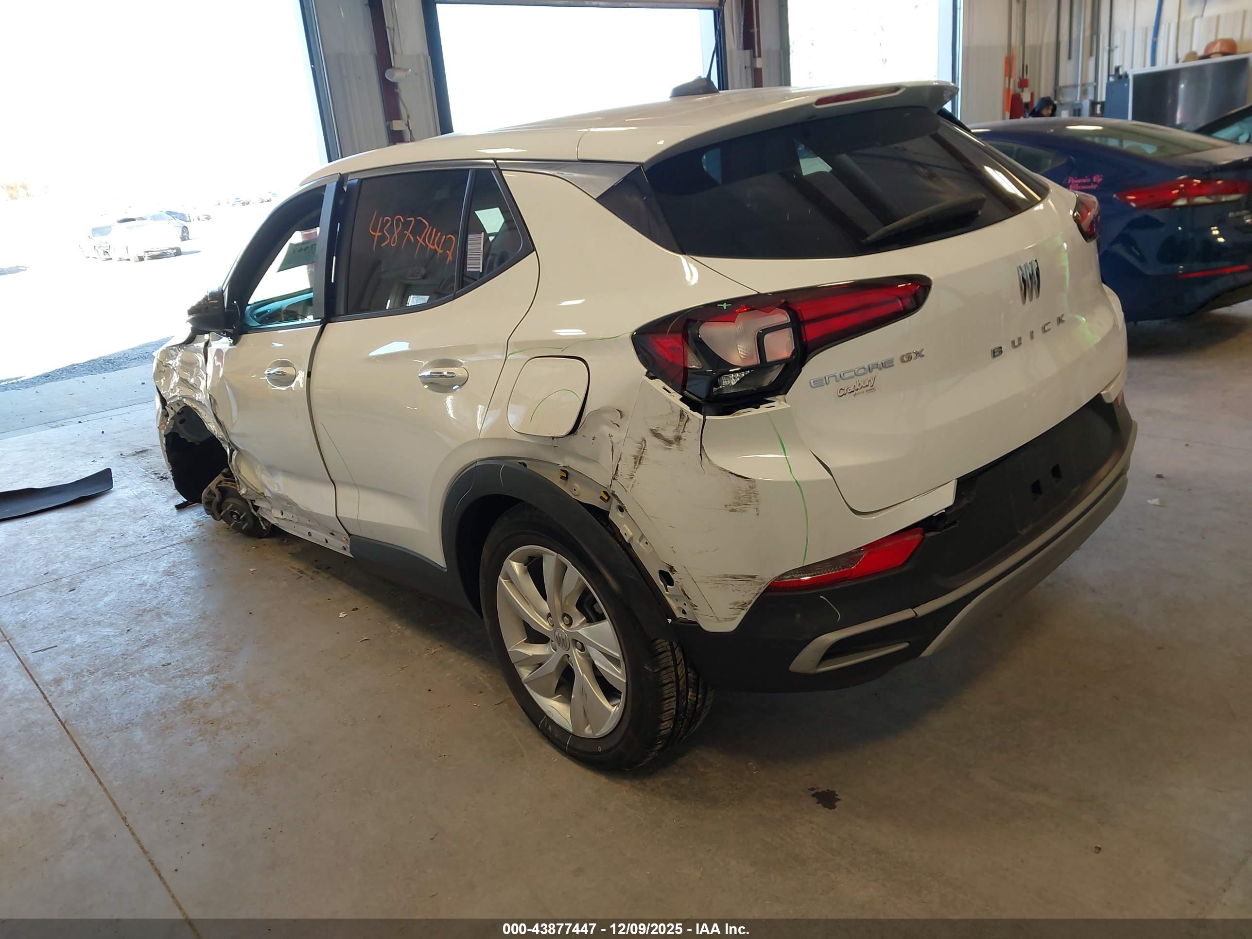 BUICK ENCORE image 3