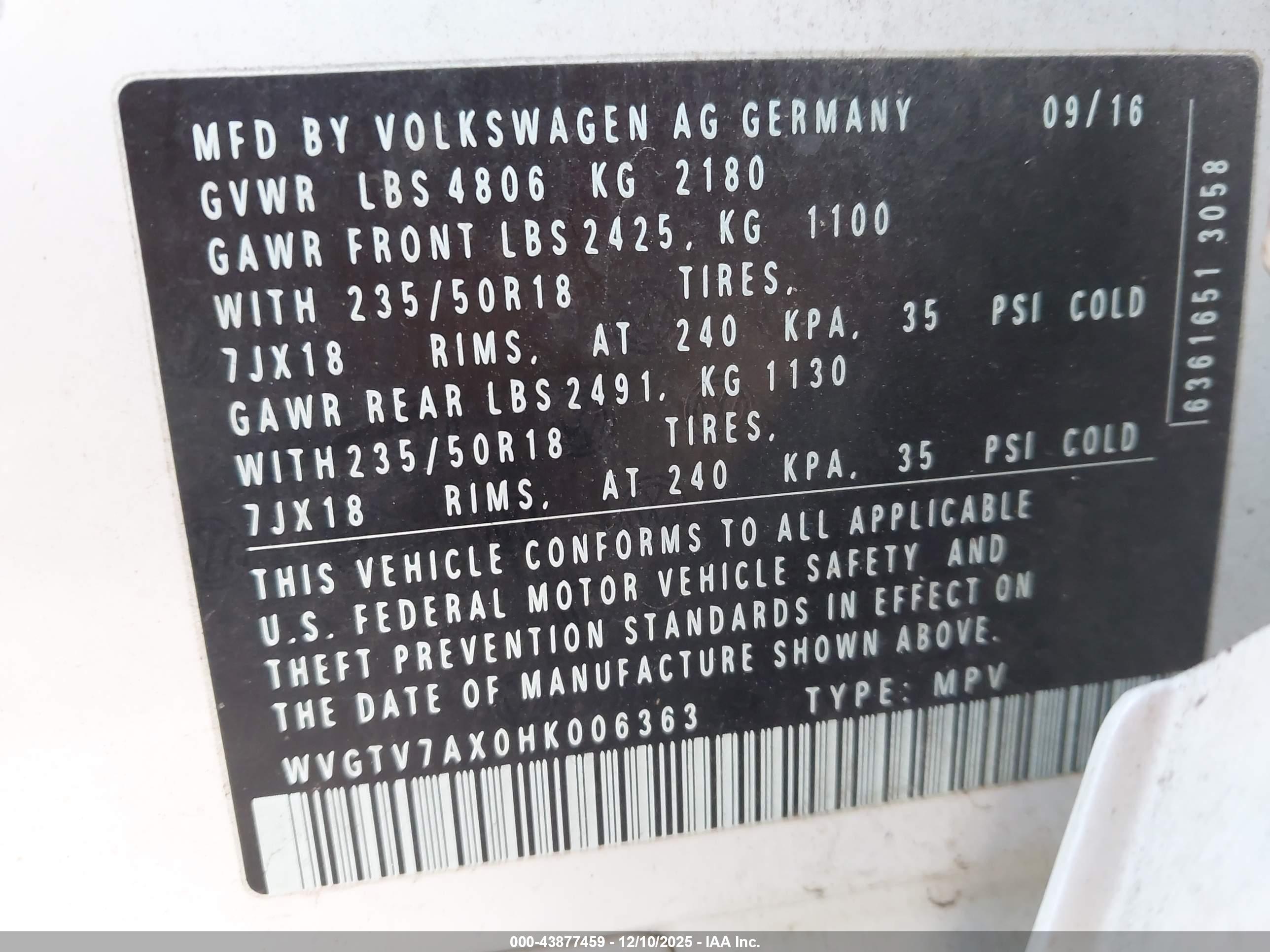 VOLKSWAGEN TIGUAN image 9