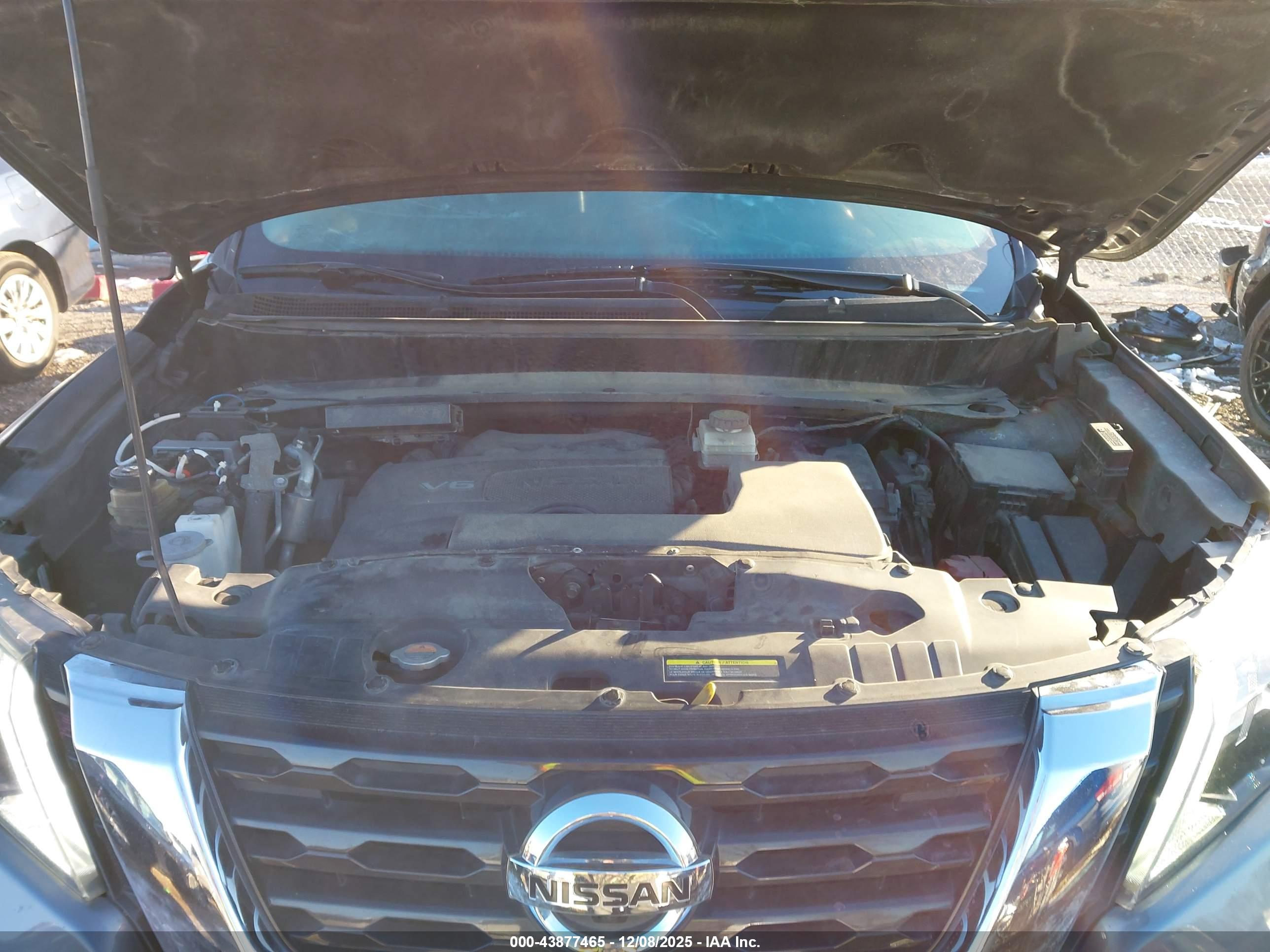 NISSAN PATHFINDER image 10