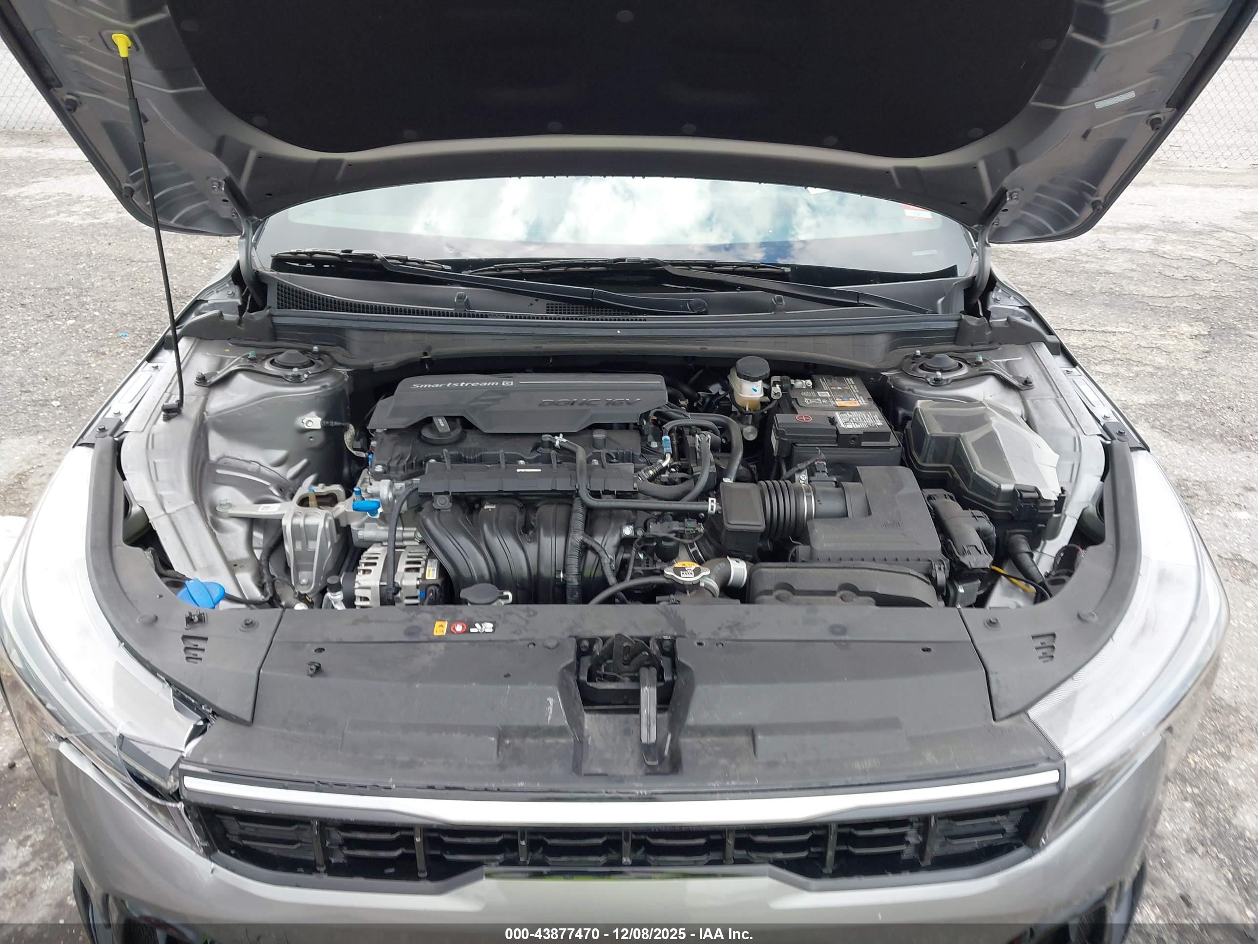 KIA K4 image 10