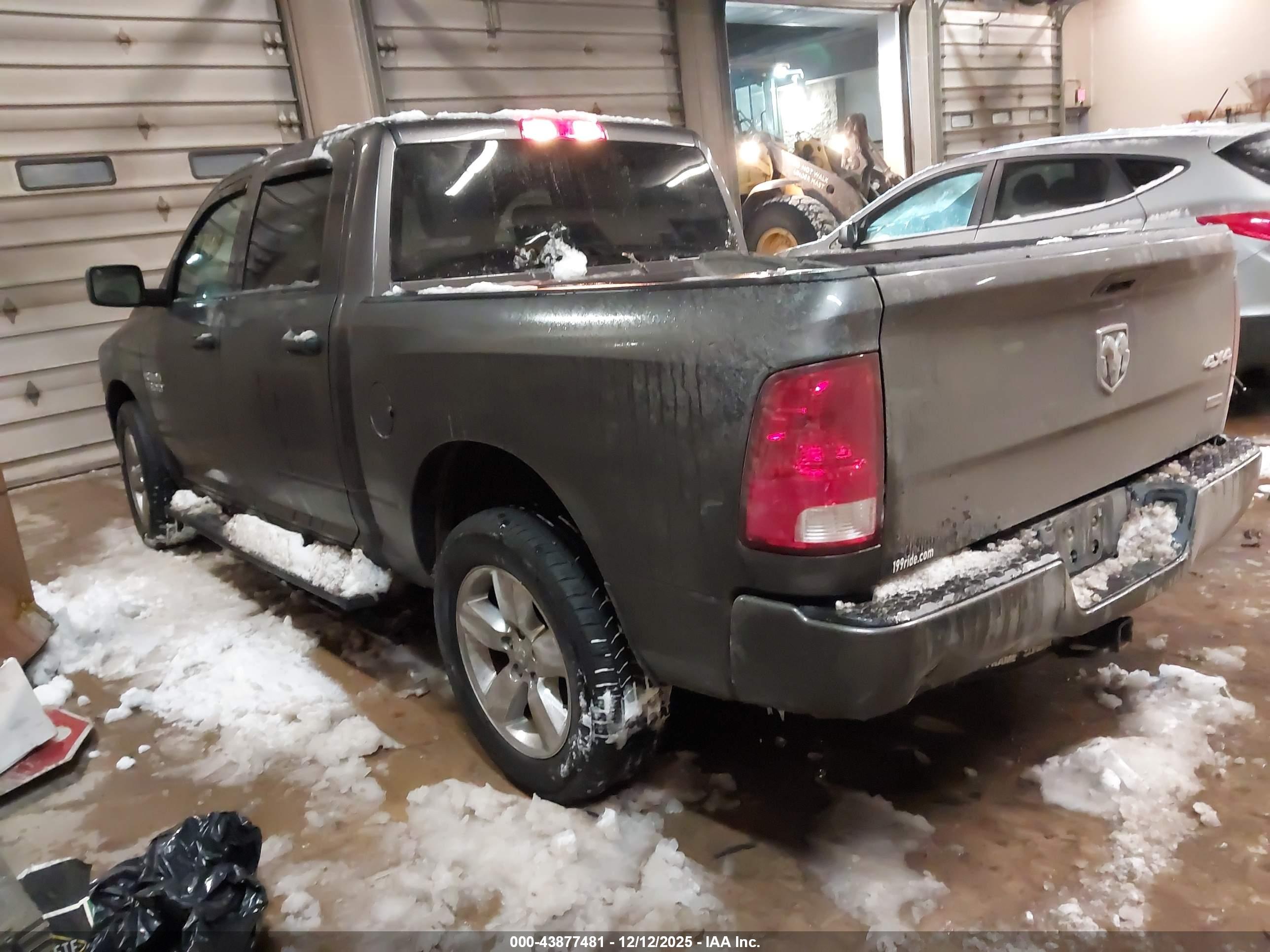 RAM 1500 image 3