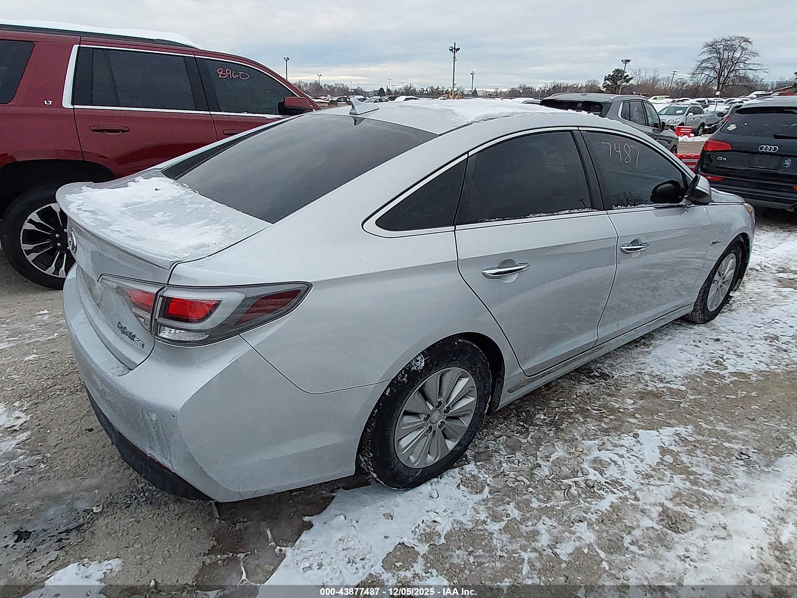 HYUNDAI SONATA image 4