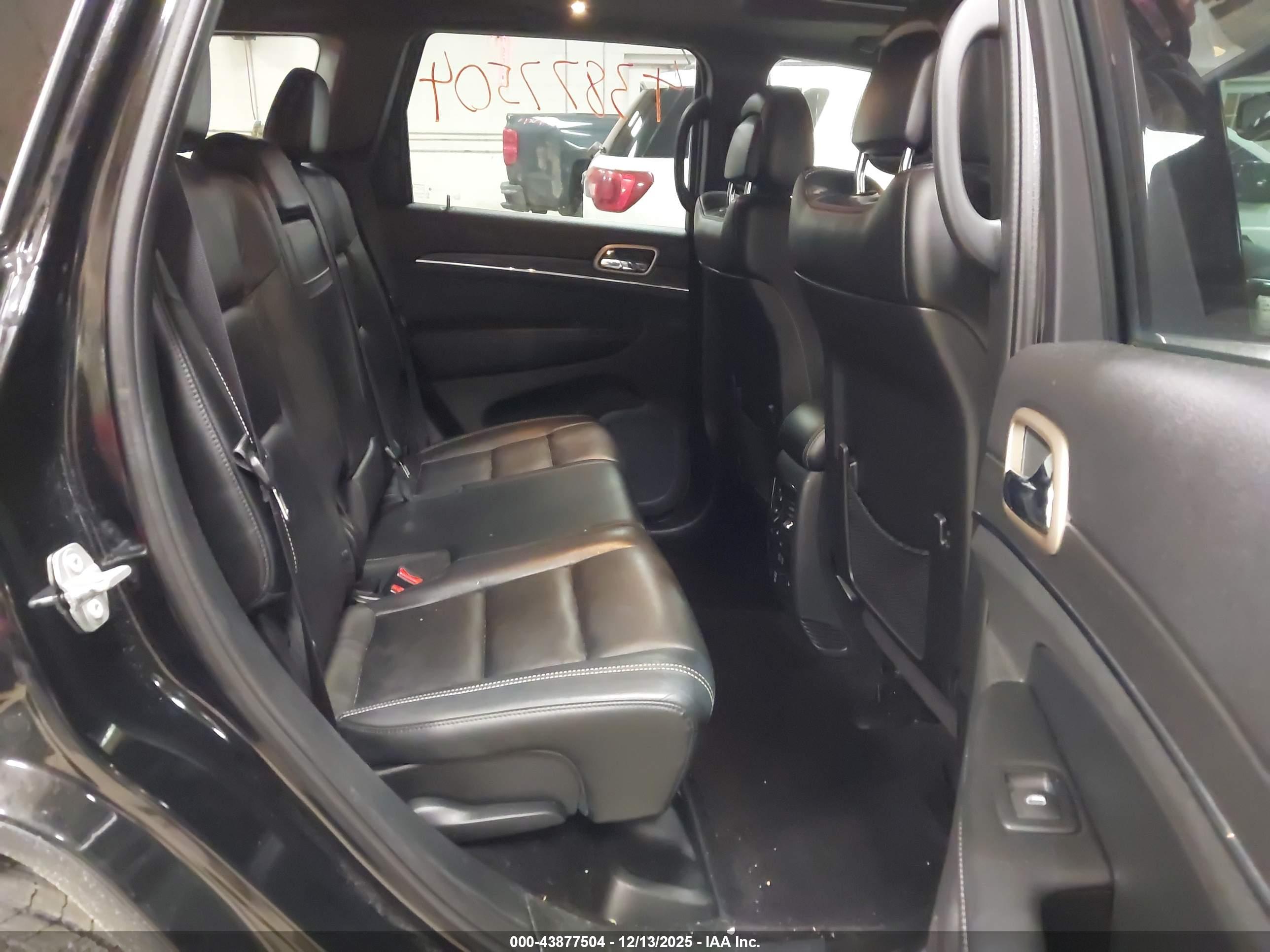 JEEP GRAND image 8