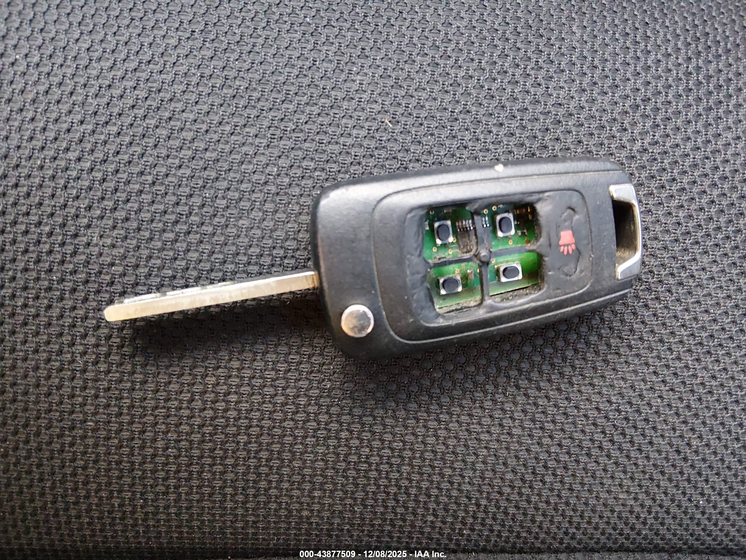 CHEVROLET CRUZE image 11