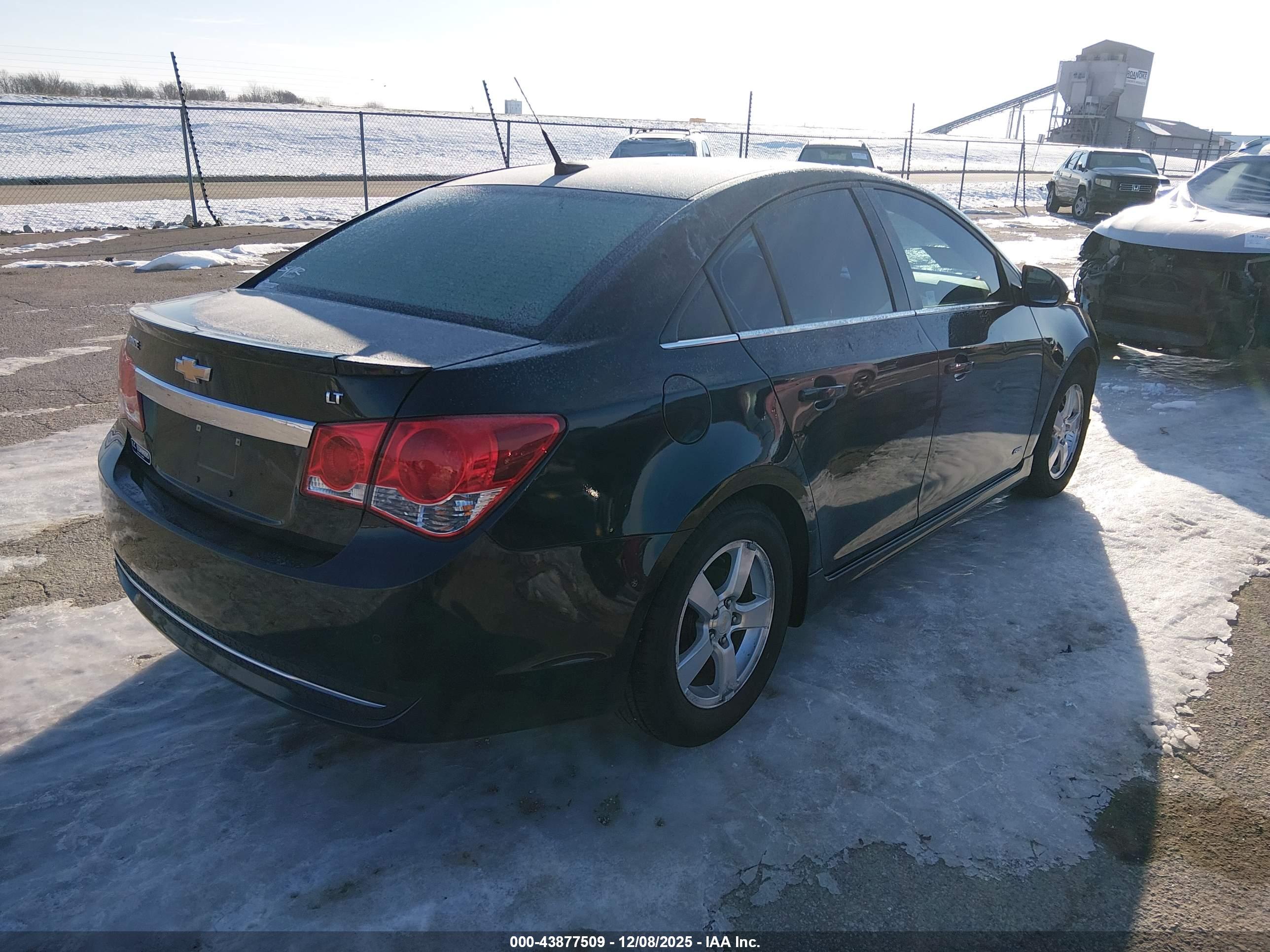 CHEVROLET CRUZE image 4
