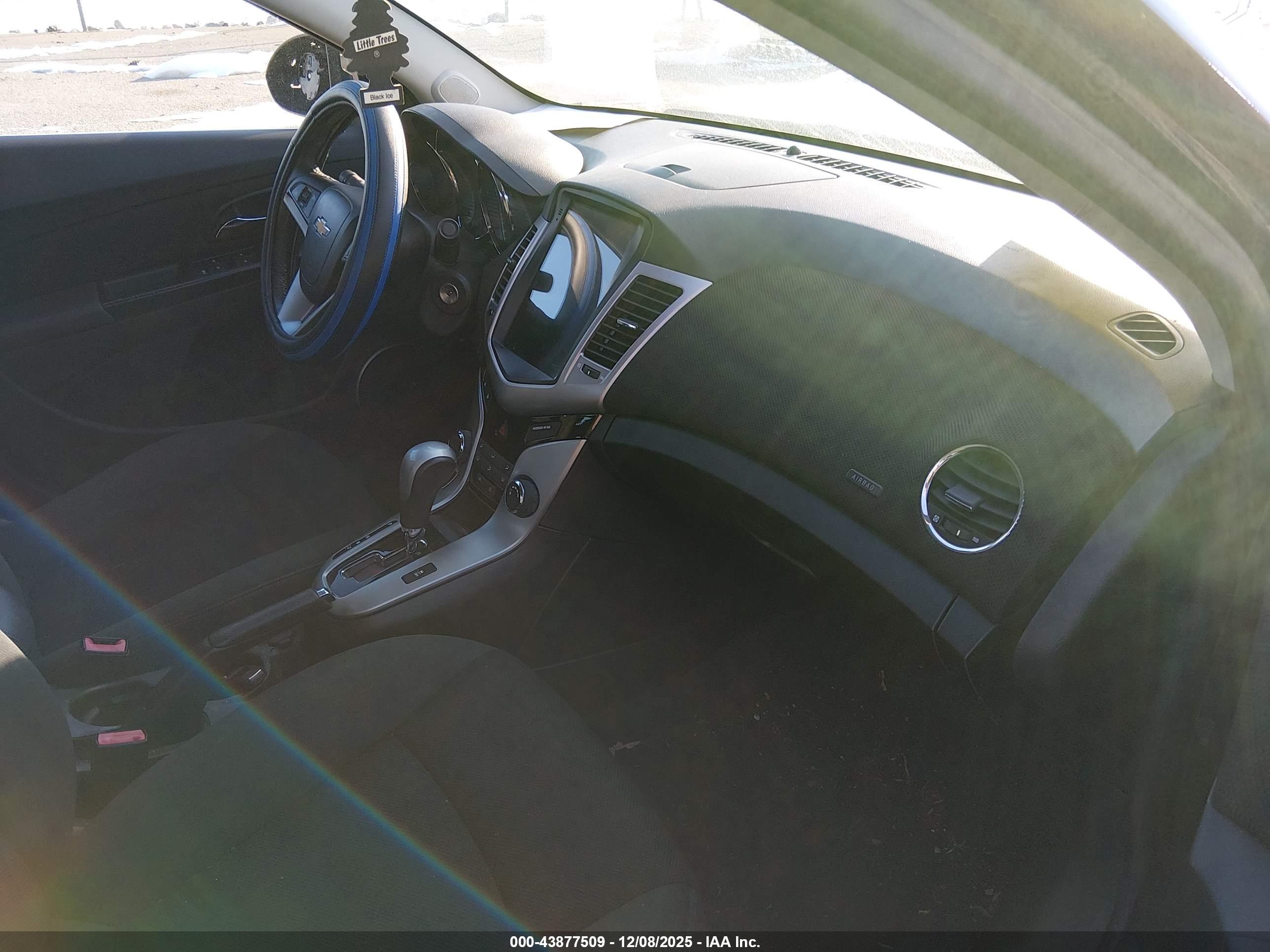 CHEVROLET CRUZE image 5