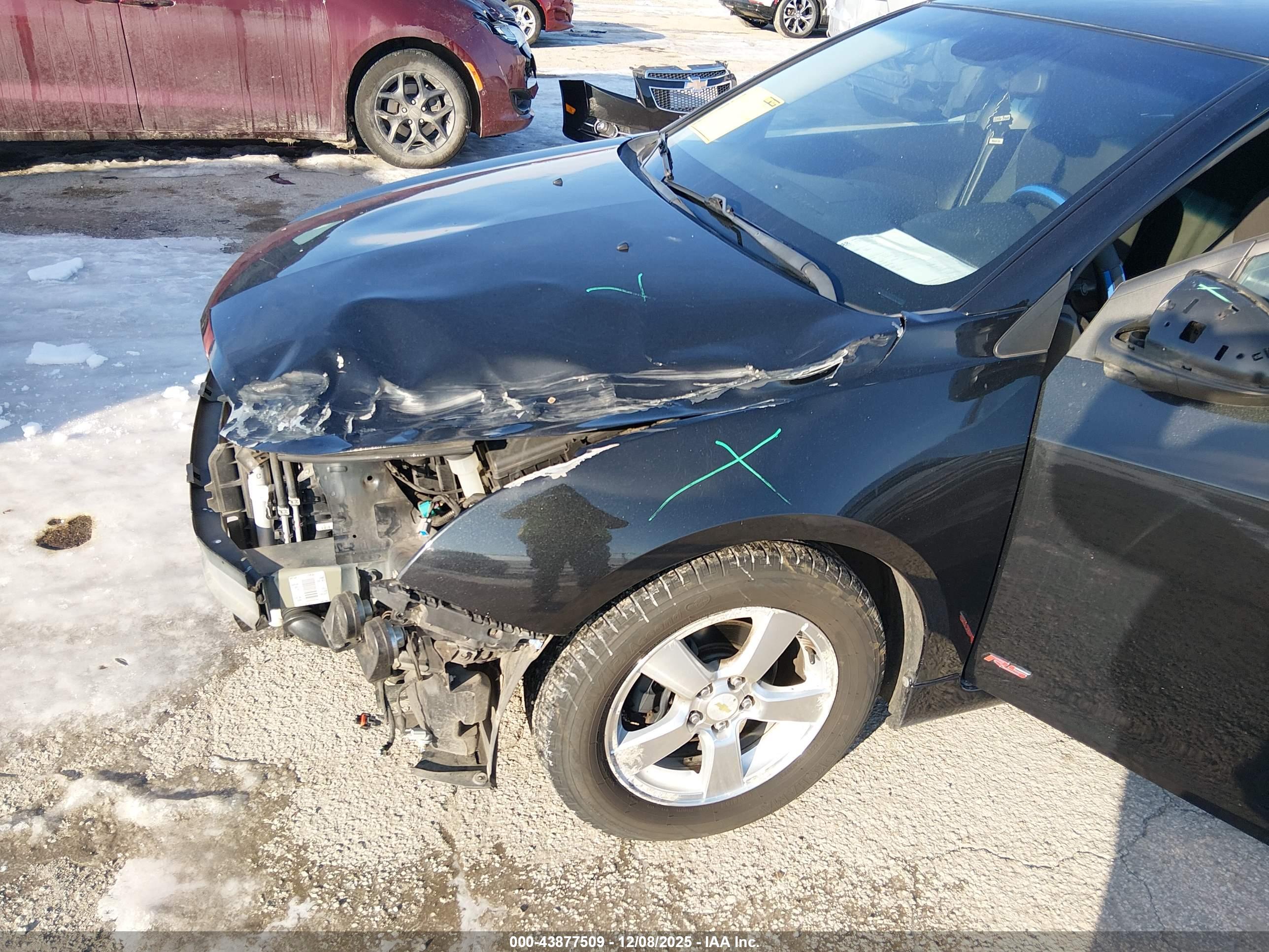 CHEVROLET CRUZE image 6
