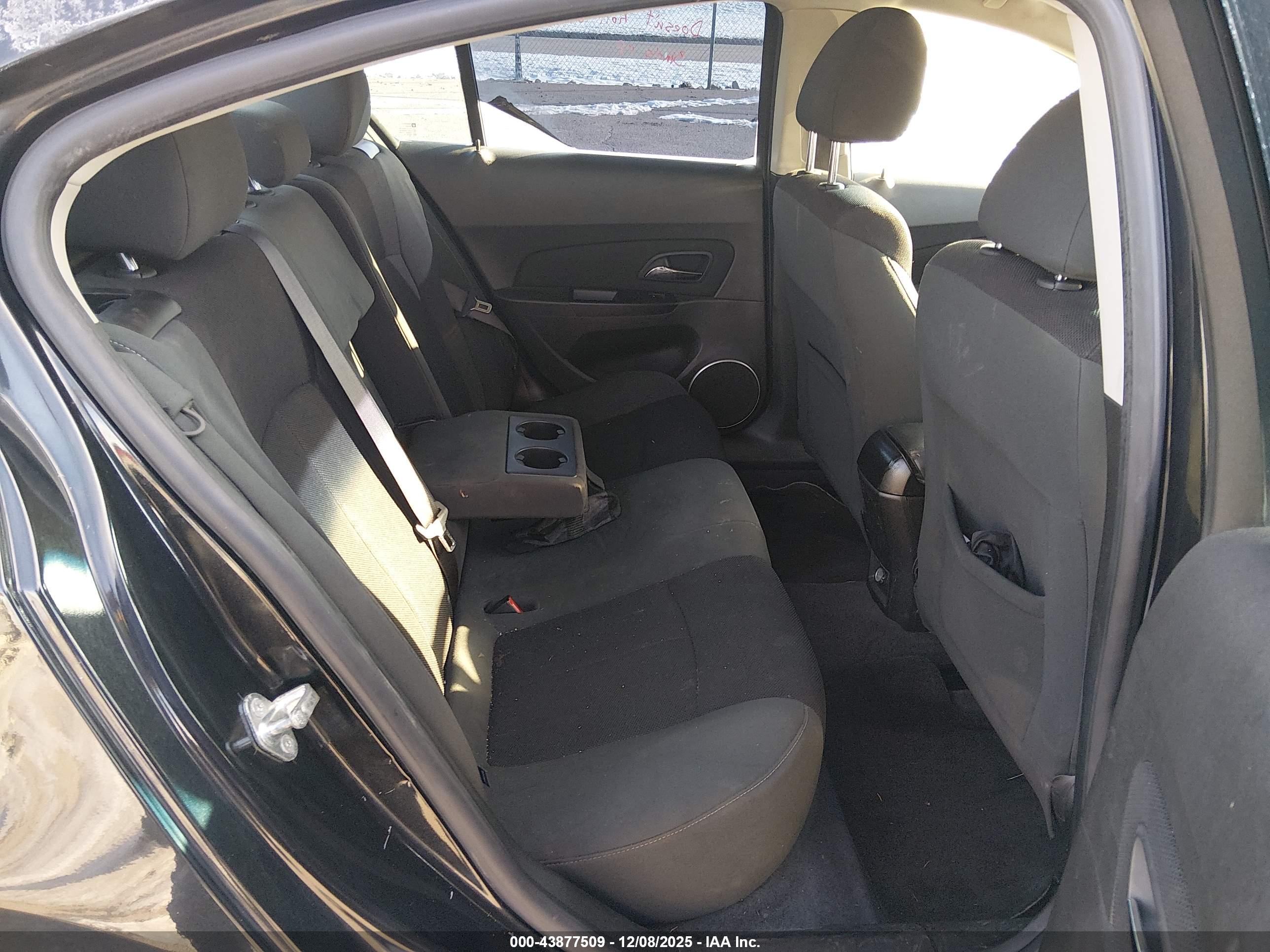 CHEVROLET CRUZE image 8
