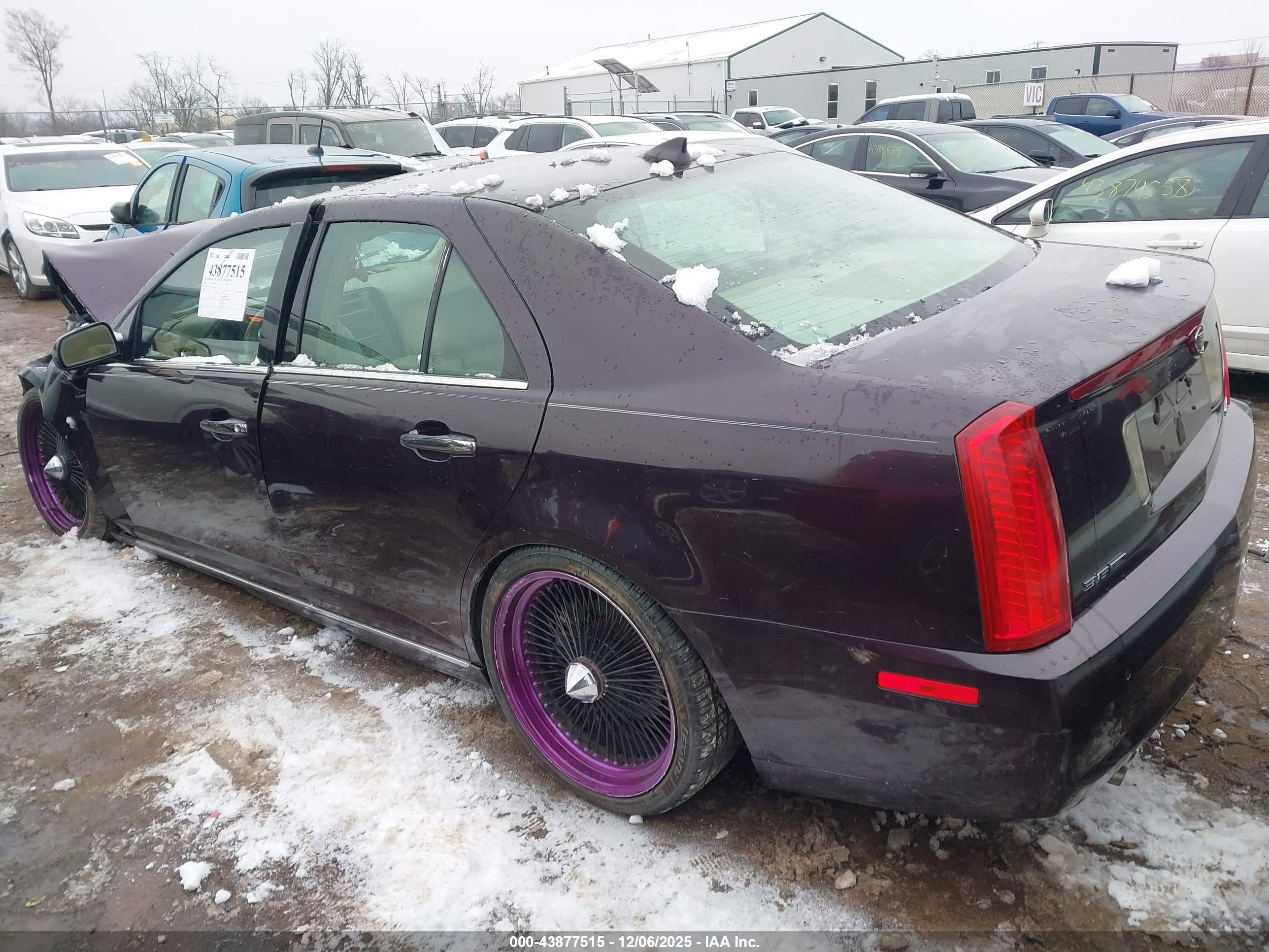 CADILLAC STS image 3