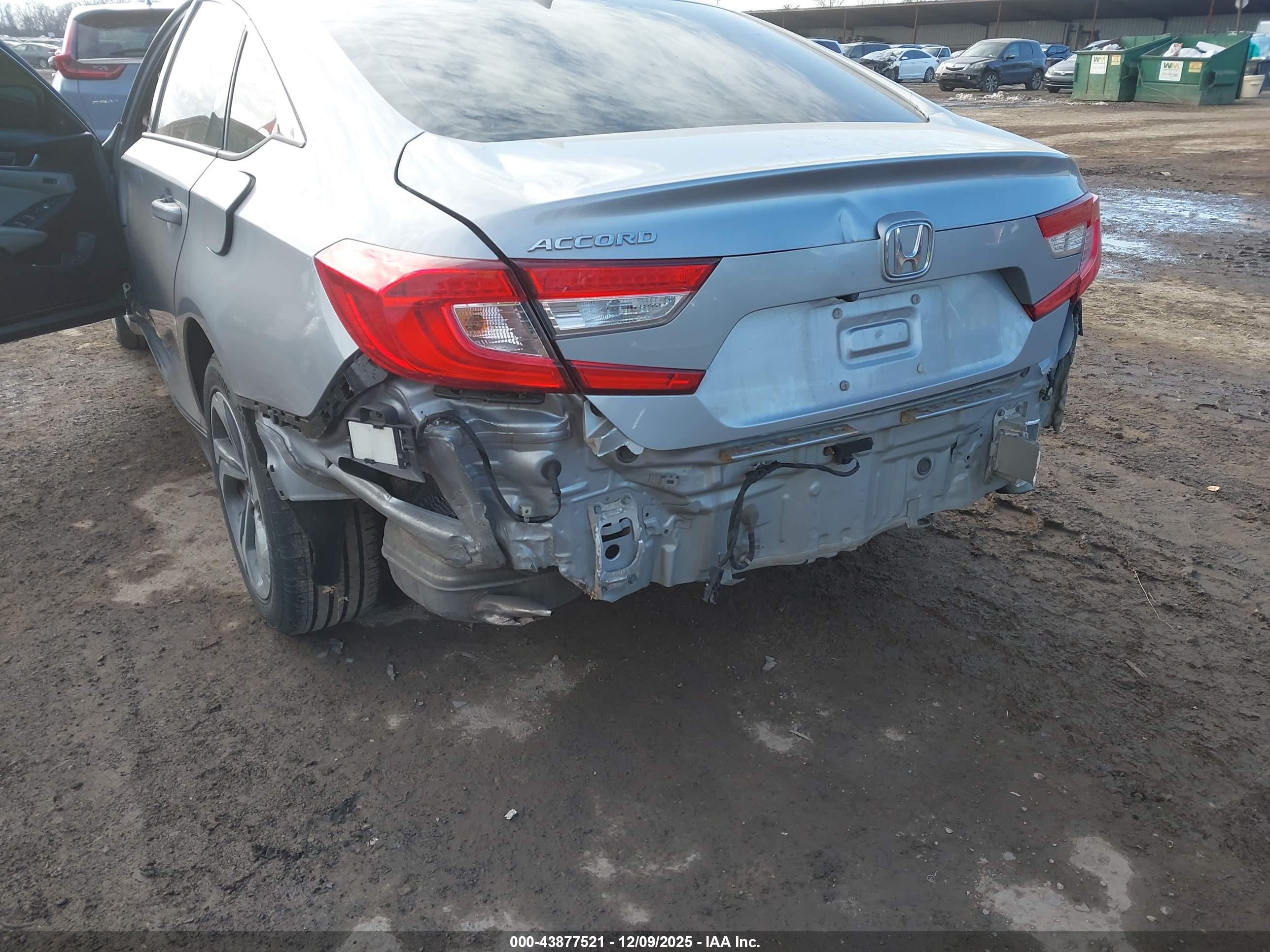 HONDA ACCORD image 6