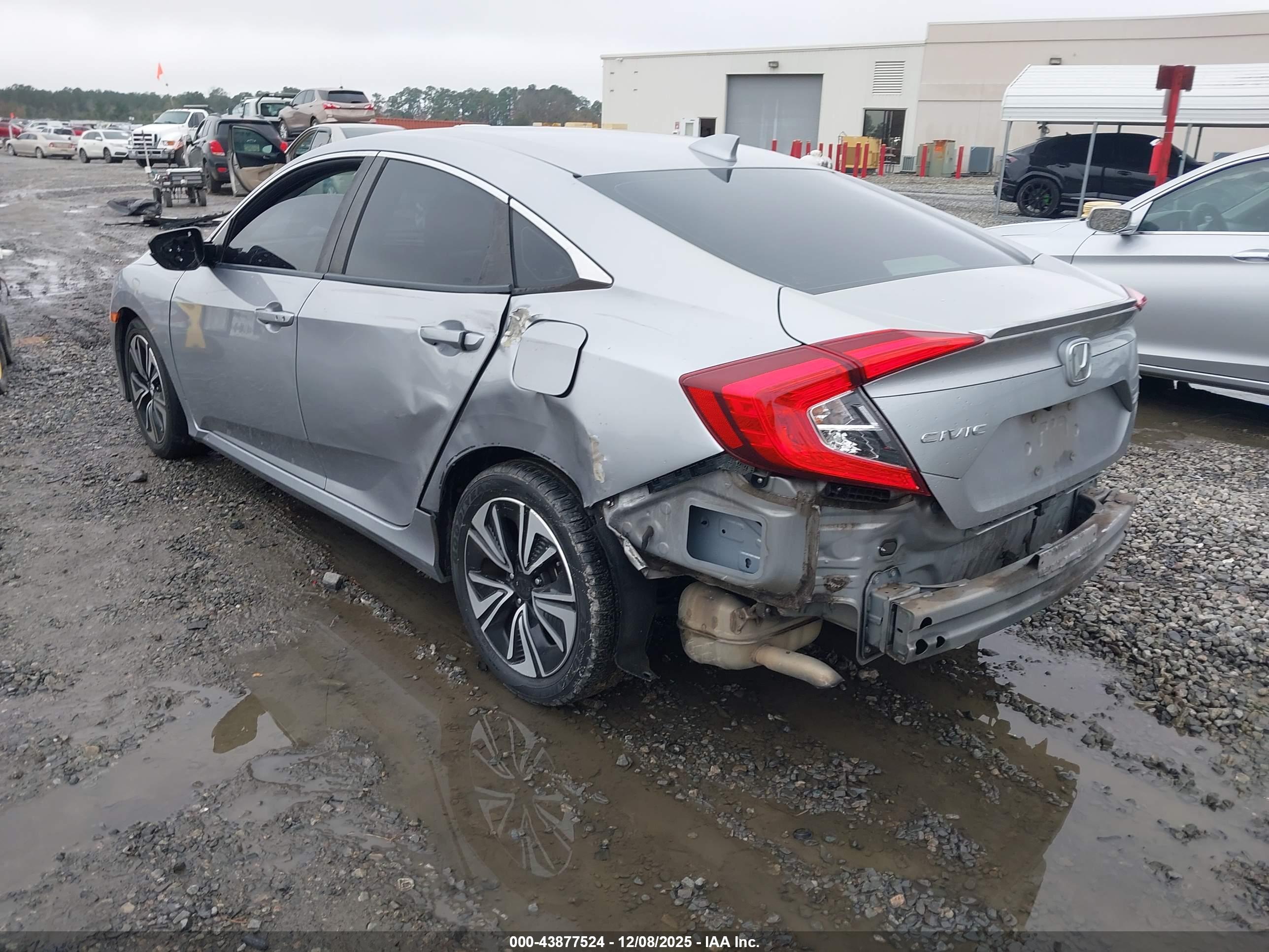 HONDA CIVIC image 3
