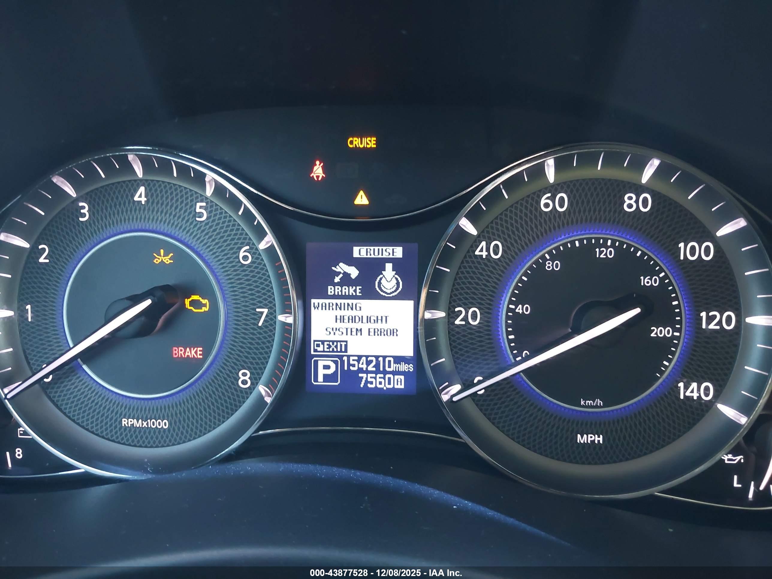 INFINITI QX80 image 7