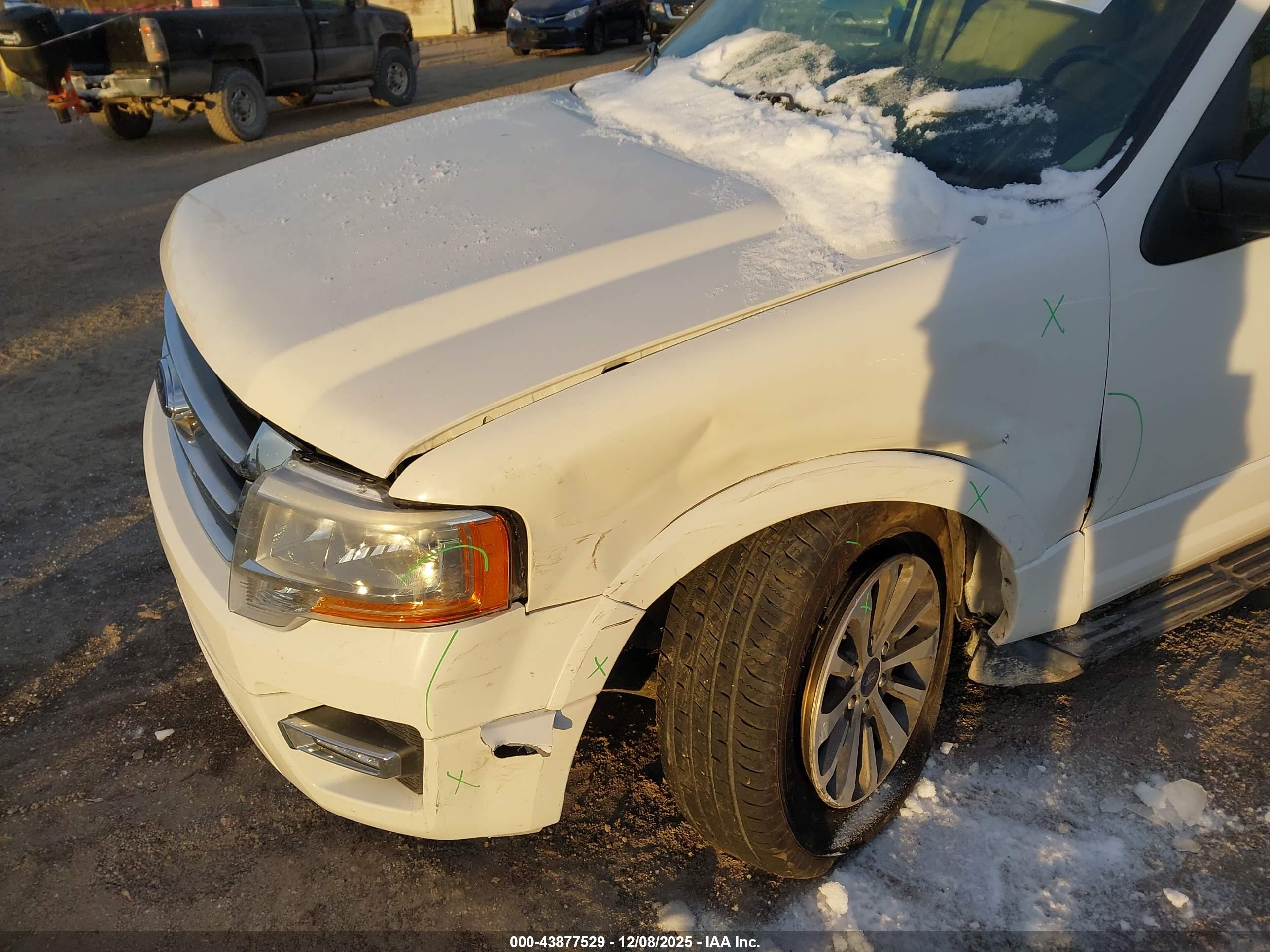 FORD EXPEDITION image 6