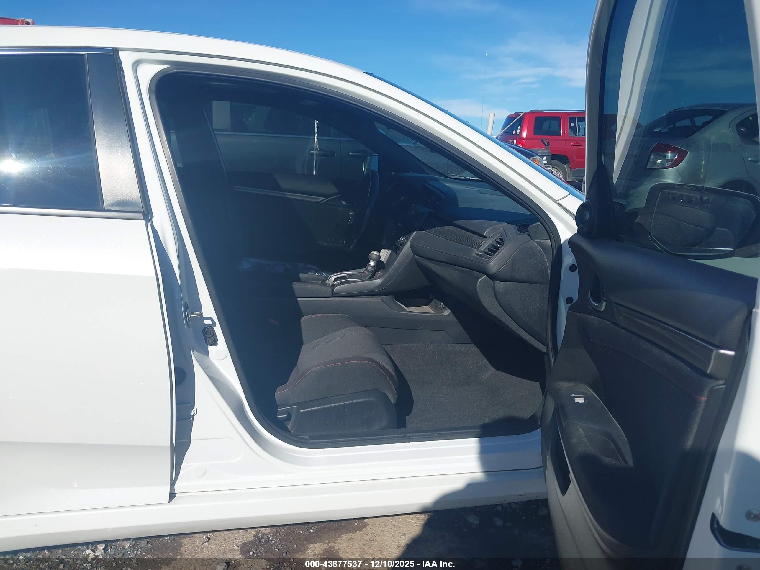HONDA CIVIC image 5