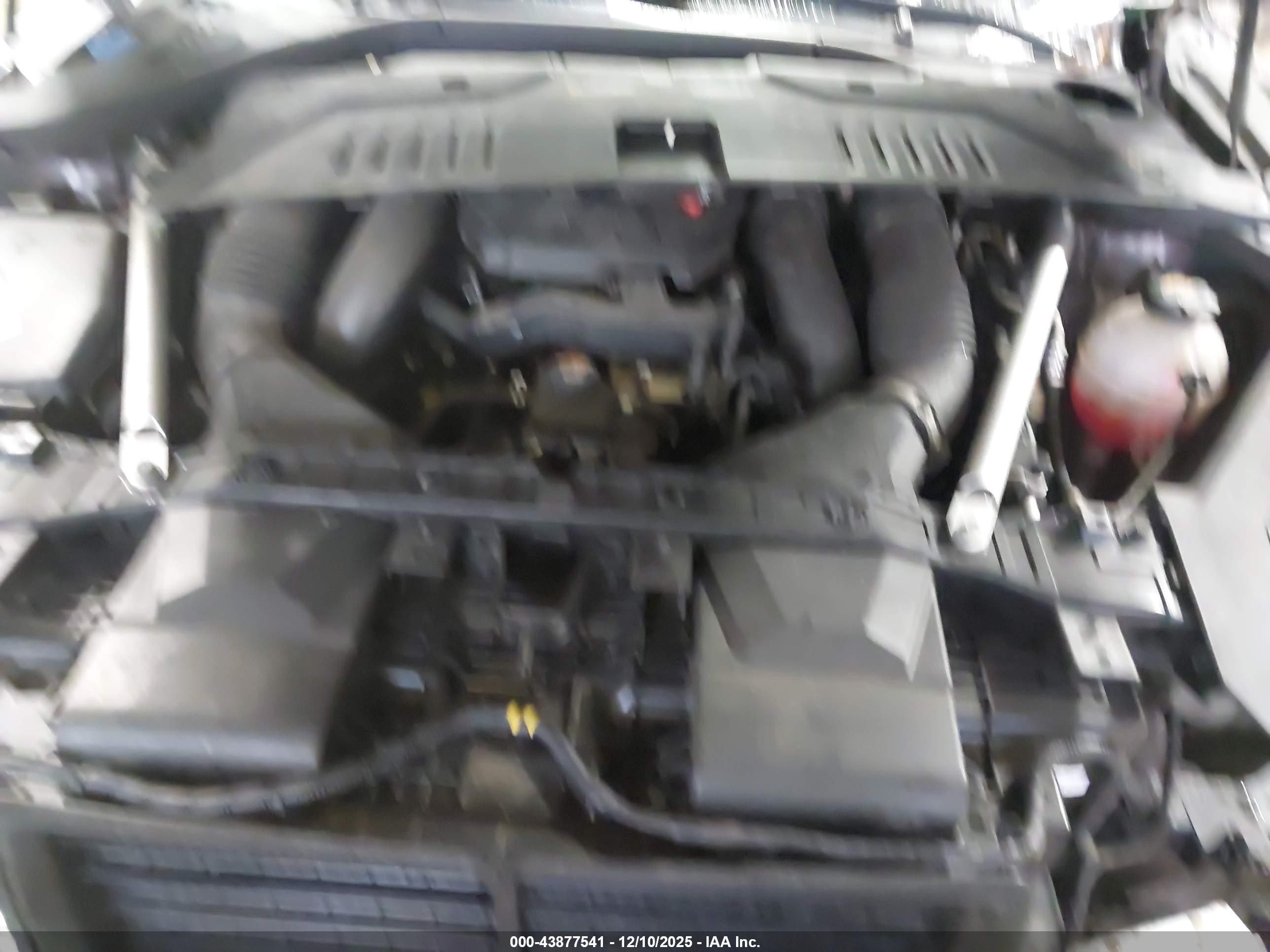 GENESIS GV70 image 10