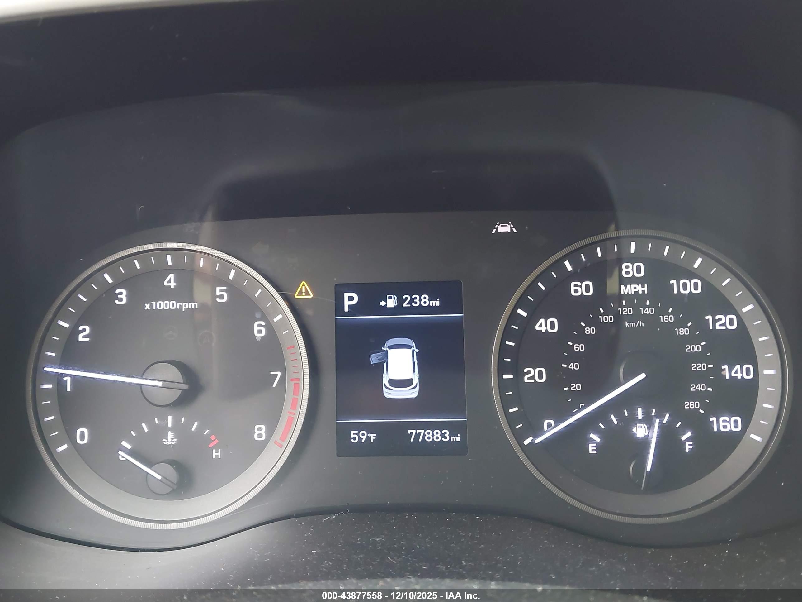 HYUNDAI TUCSON image 7