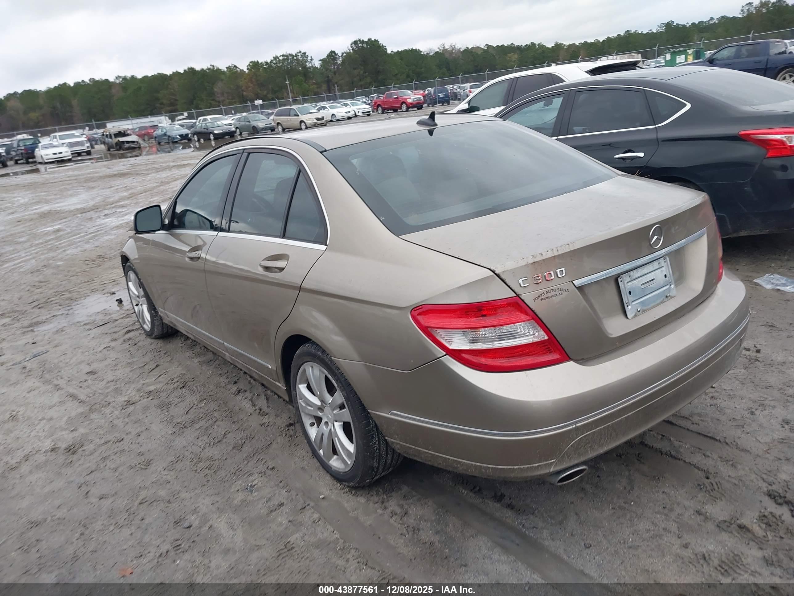 MERCEDES-BENZ C image 3