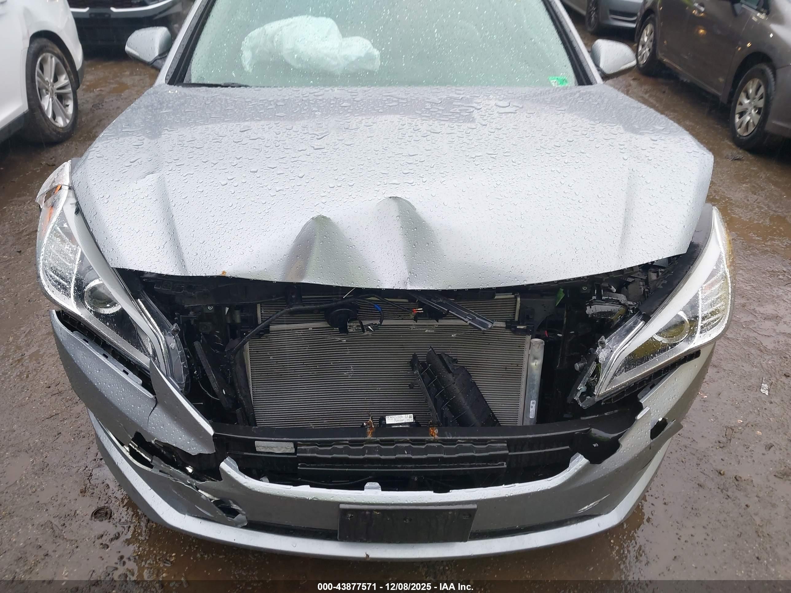 HYUNDAI SONATA image 10