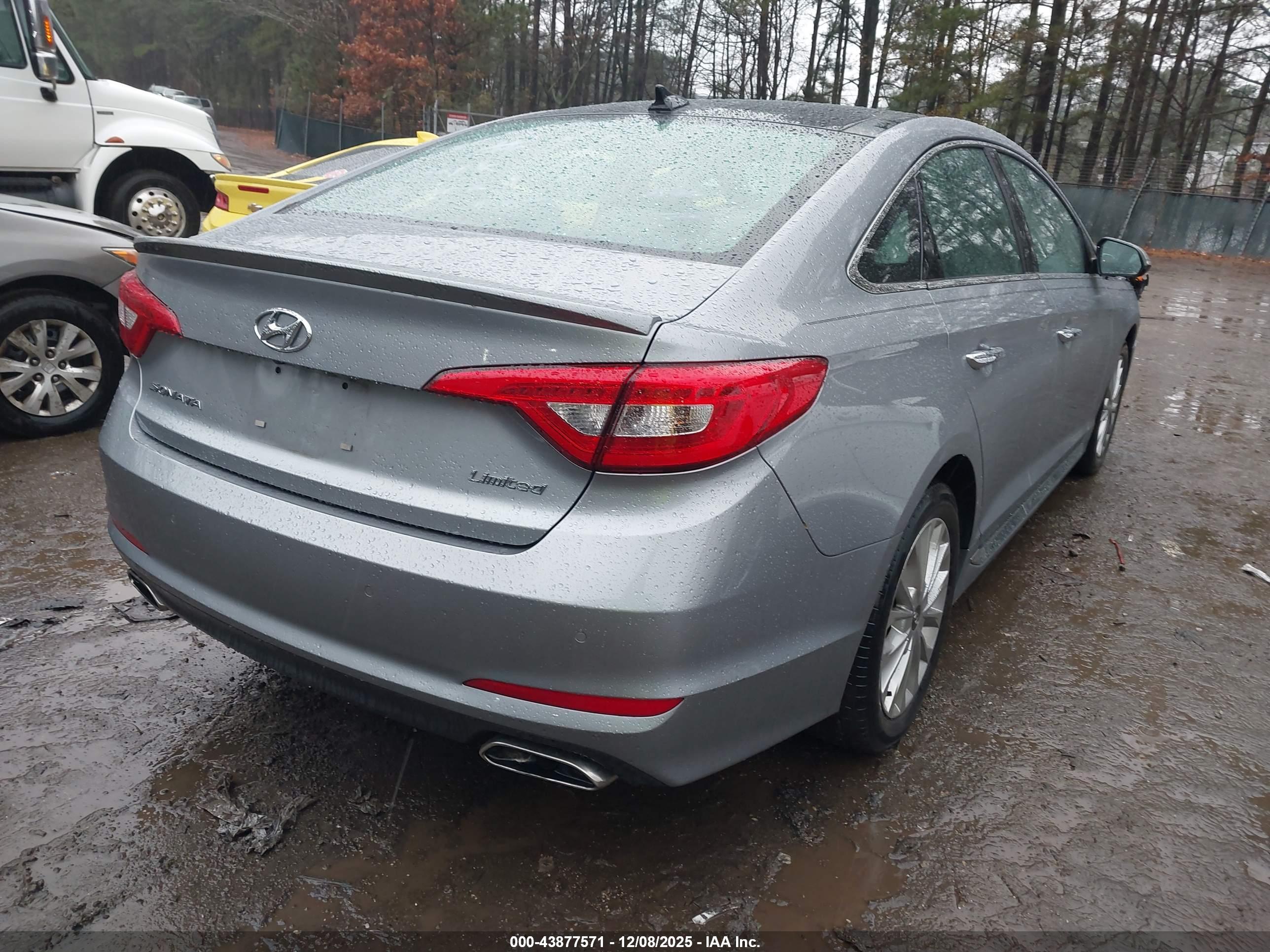 HYUNDAI SONATA image 4