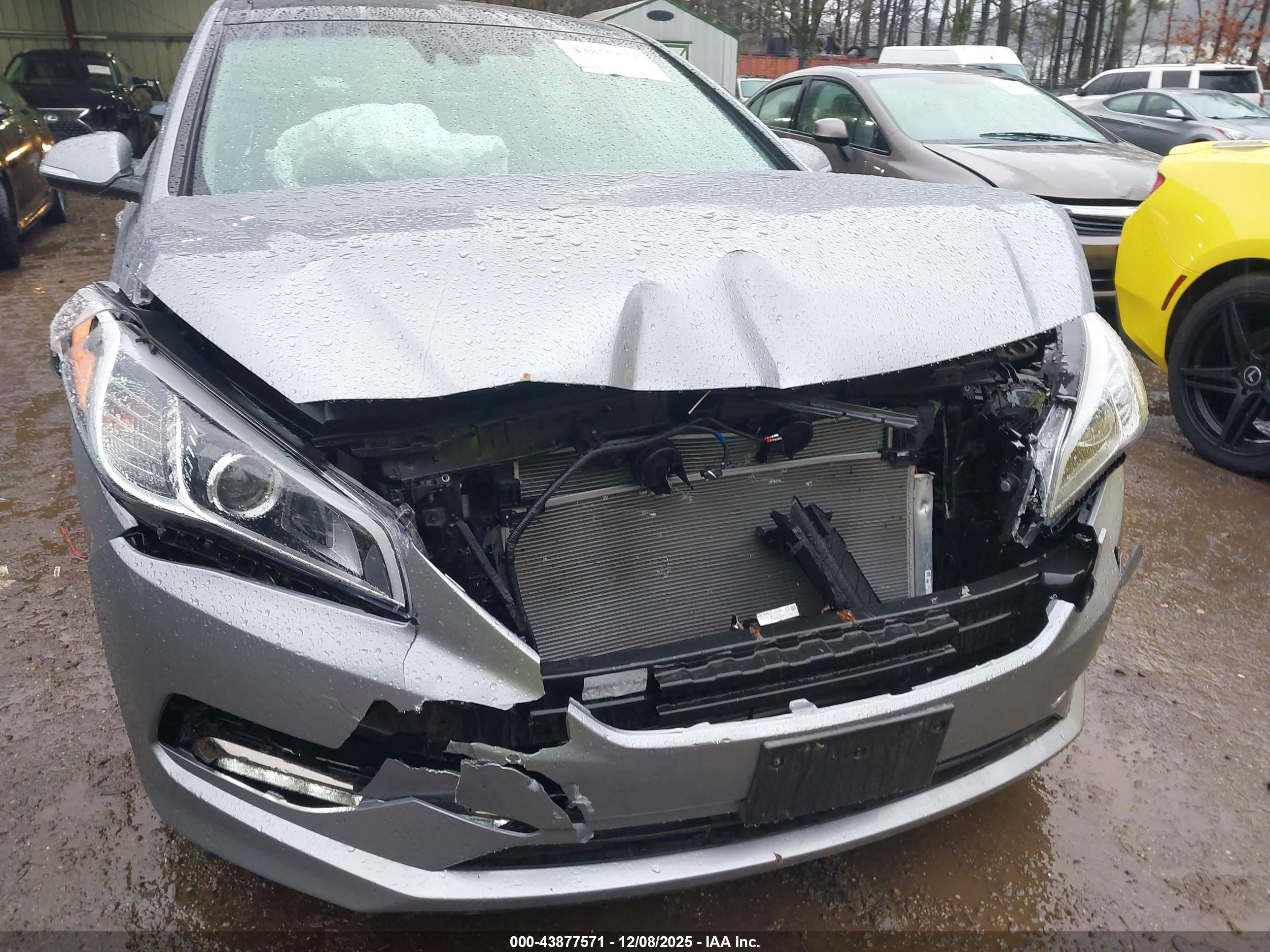 HYUNDAI SONATA image 6