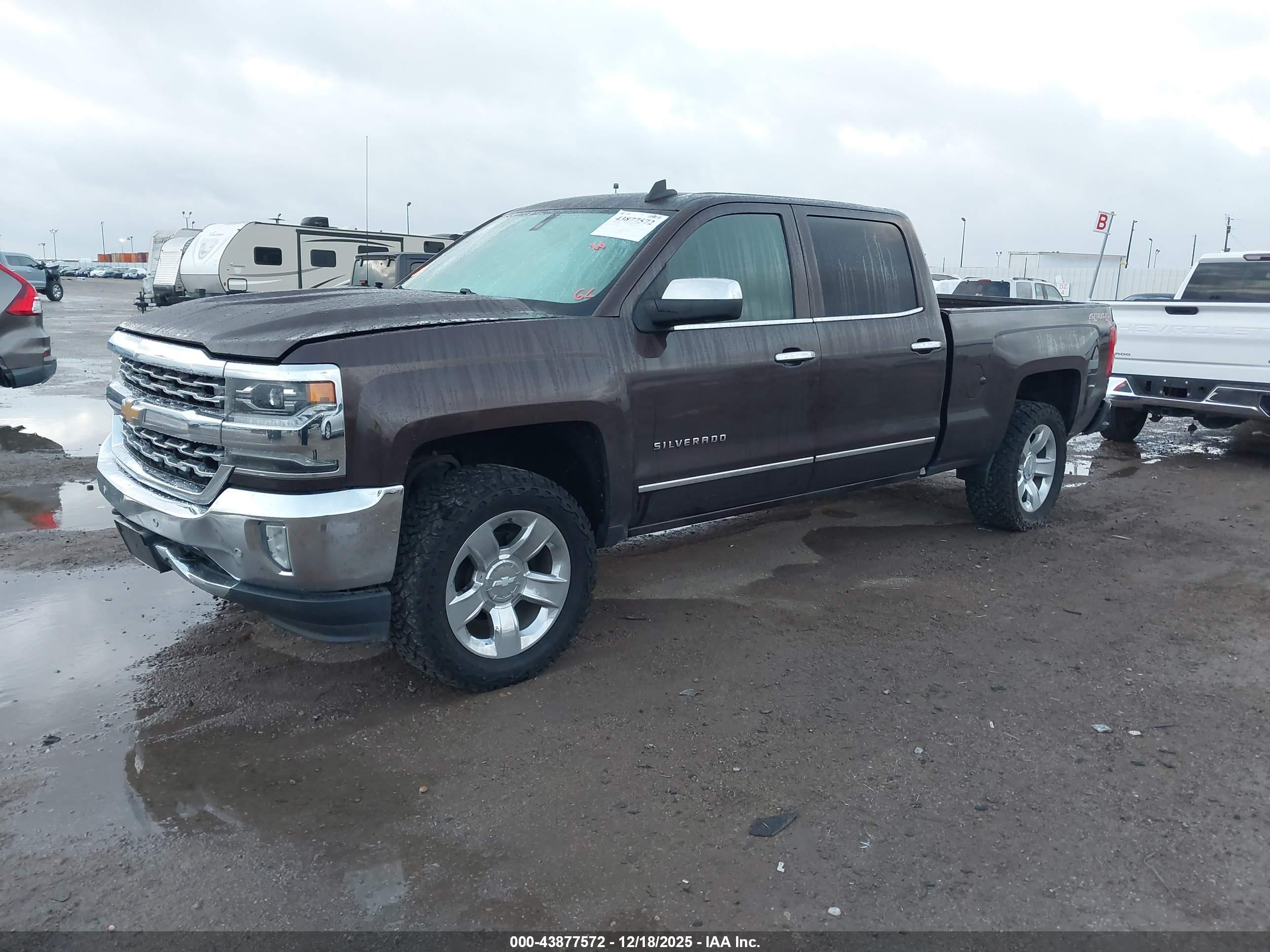 CHEVROLET SILVERADO image 2