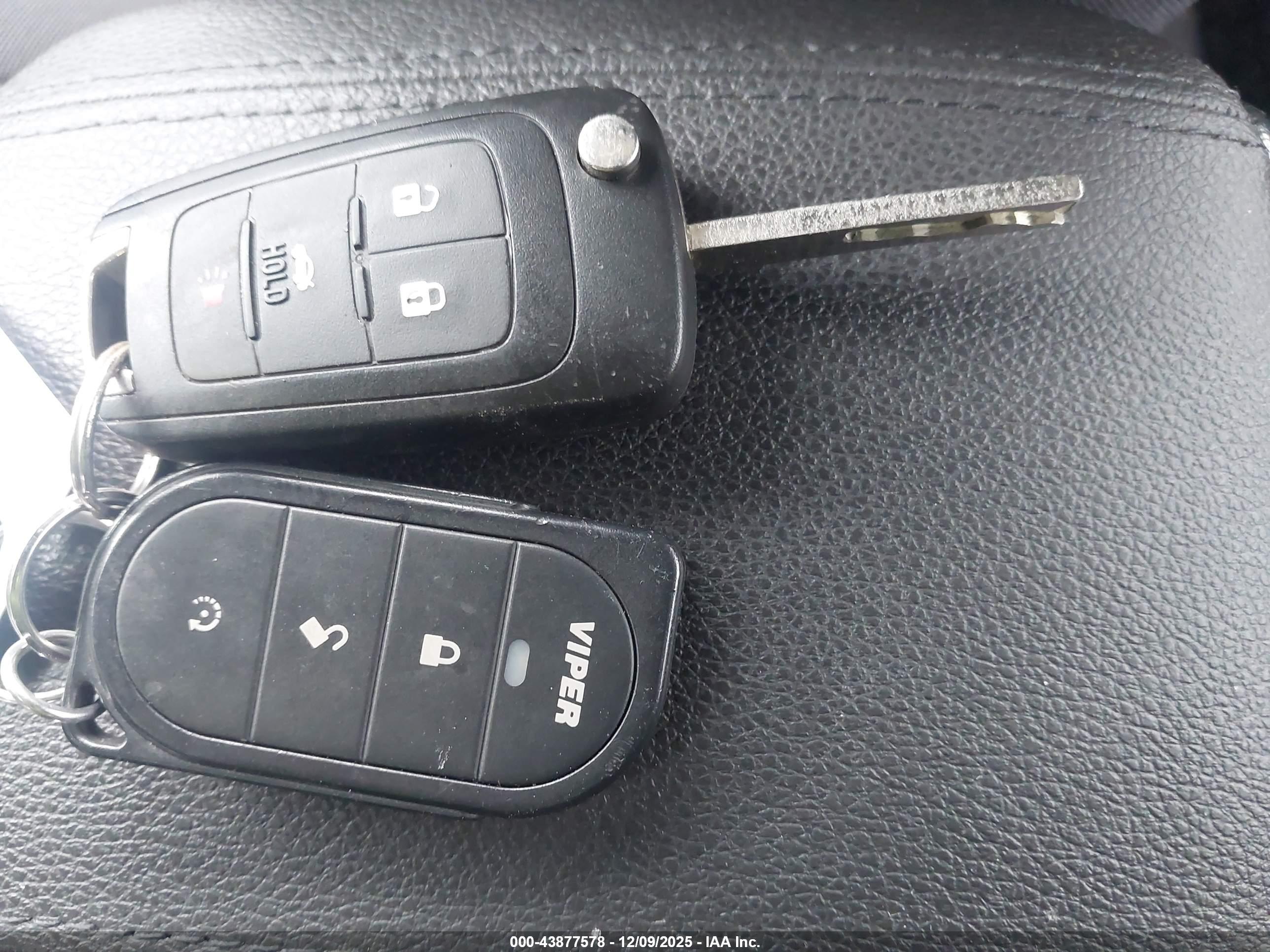CHEVROLET CRUZE image 11