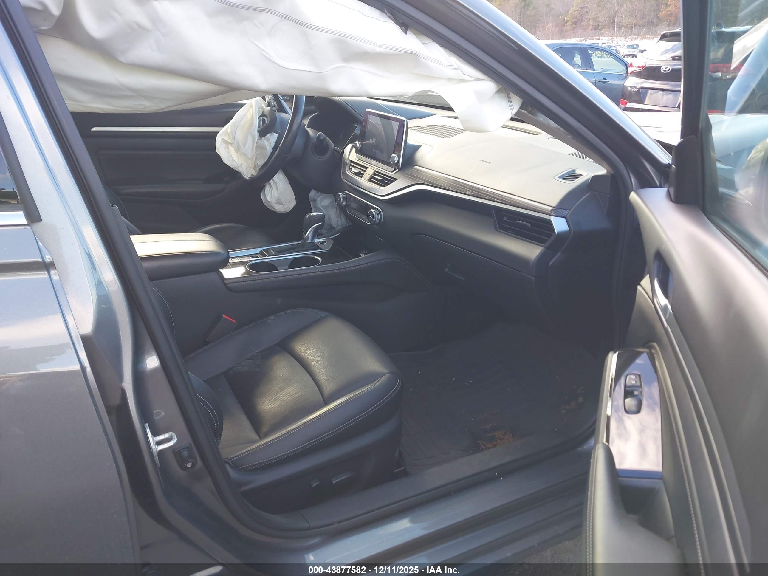 NISSAN ALTIMA image 5