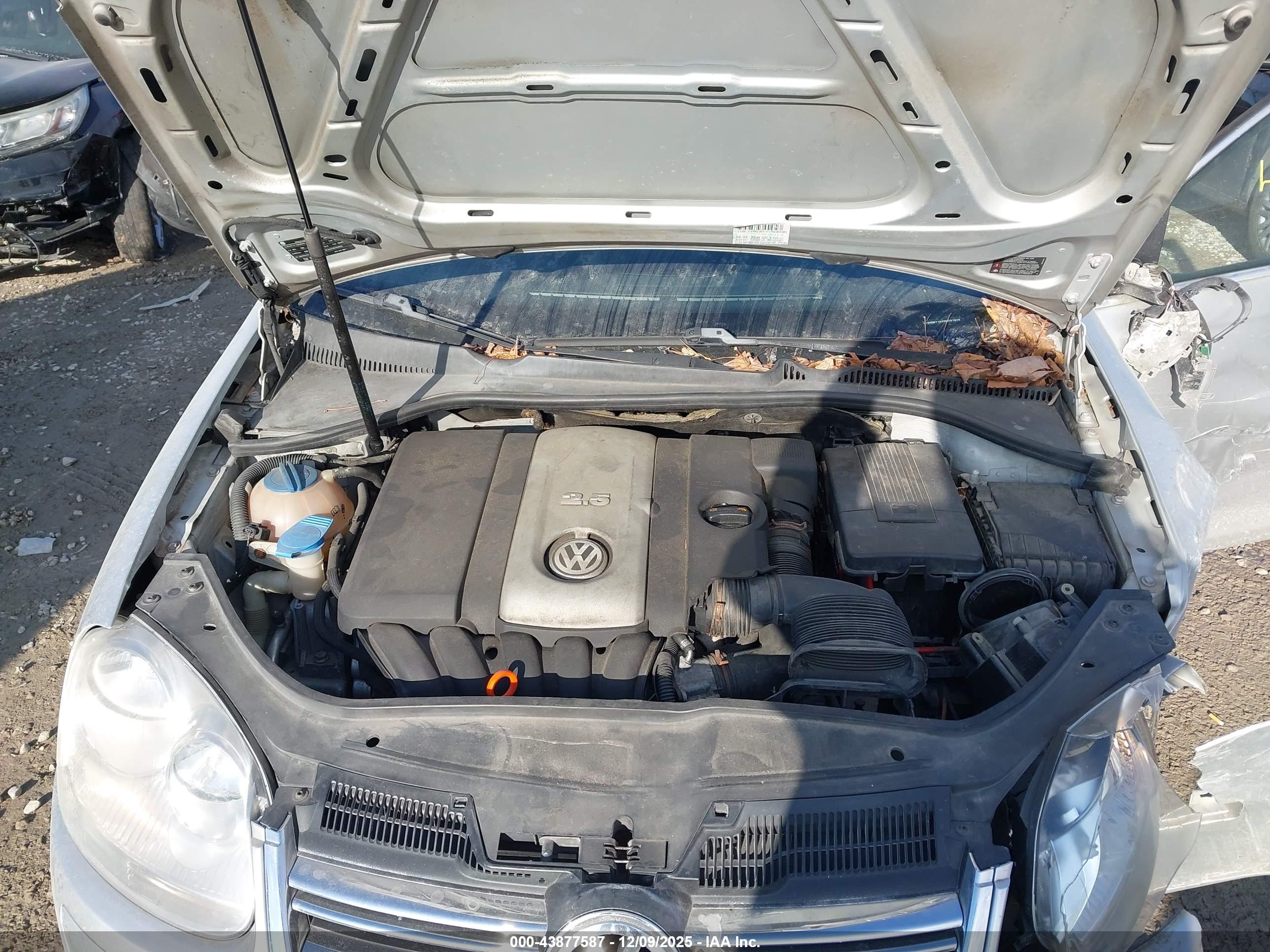 VOLKSWAGEN JETTA image 10