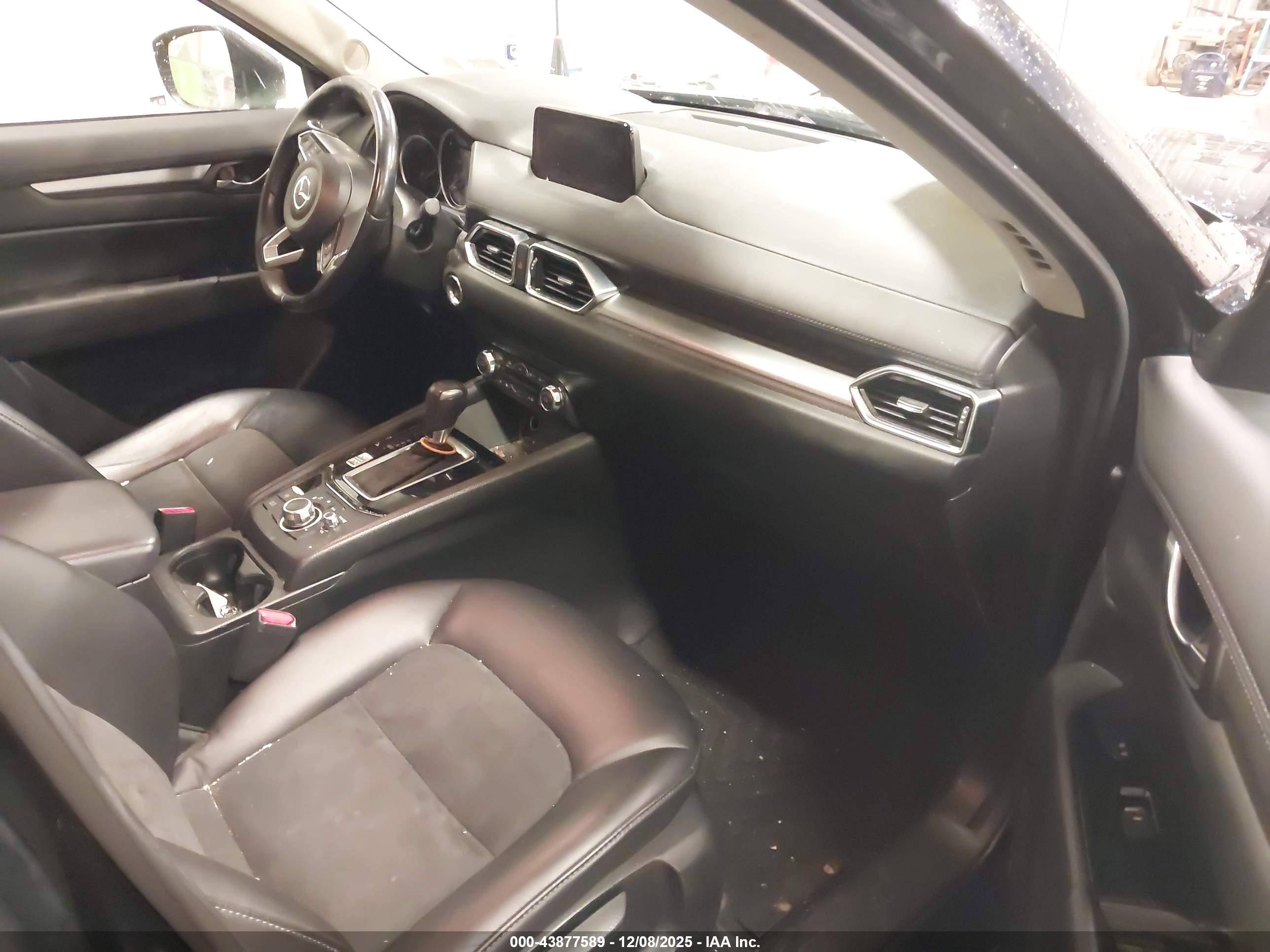 MAZDA CX-5 image 5