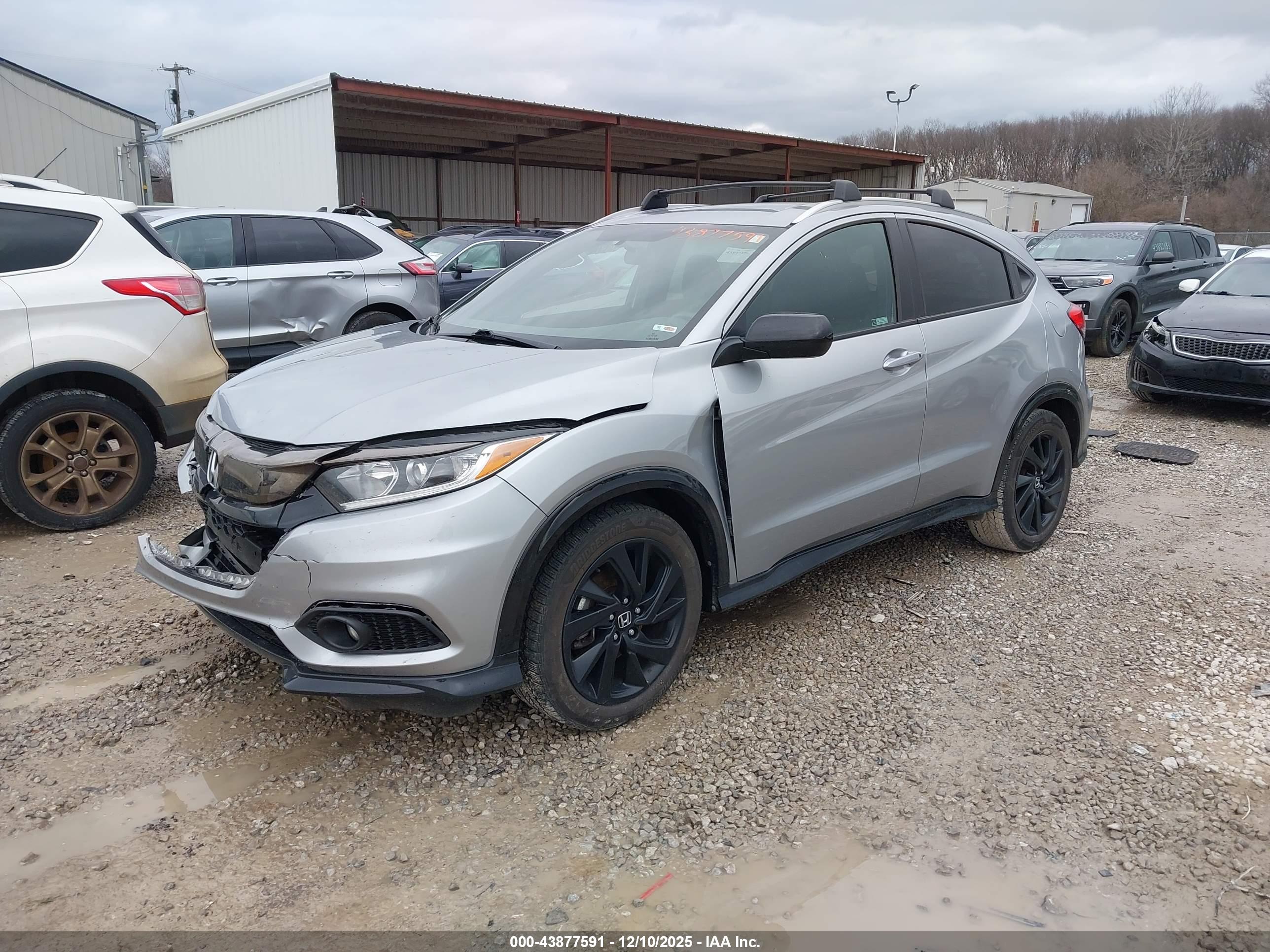 HONDA HR-V image 2