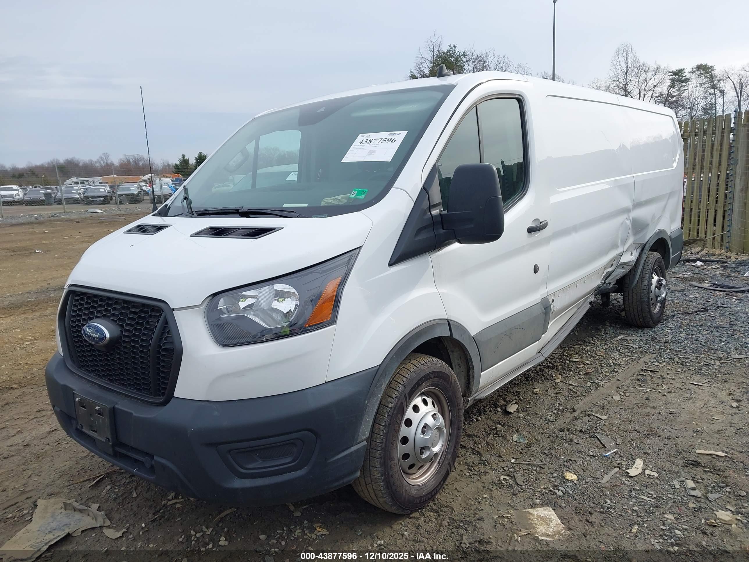 FORD TRANSIT-350 image 2