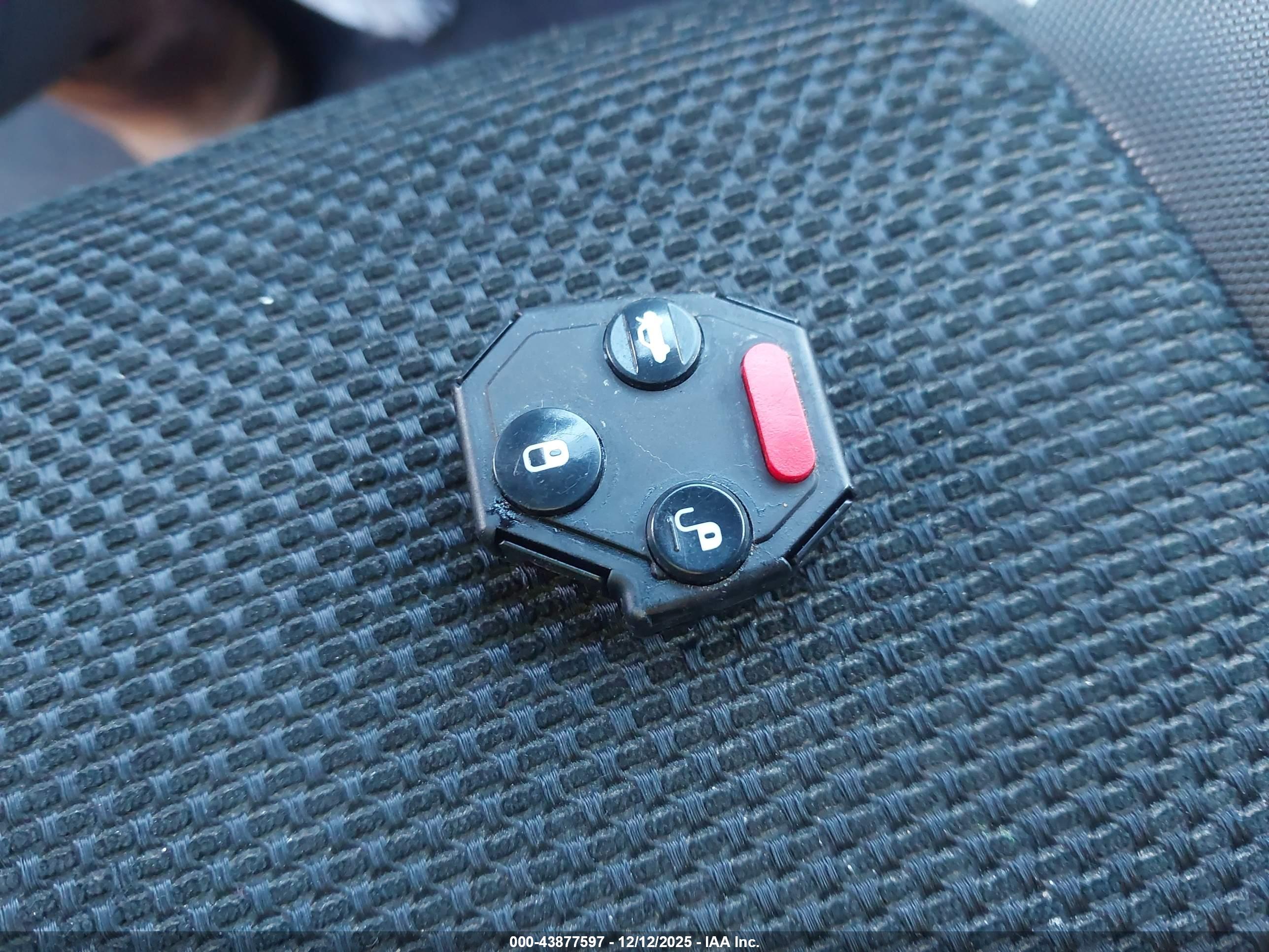 SUBARU CROSSTREK image 11