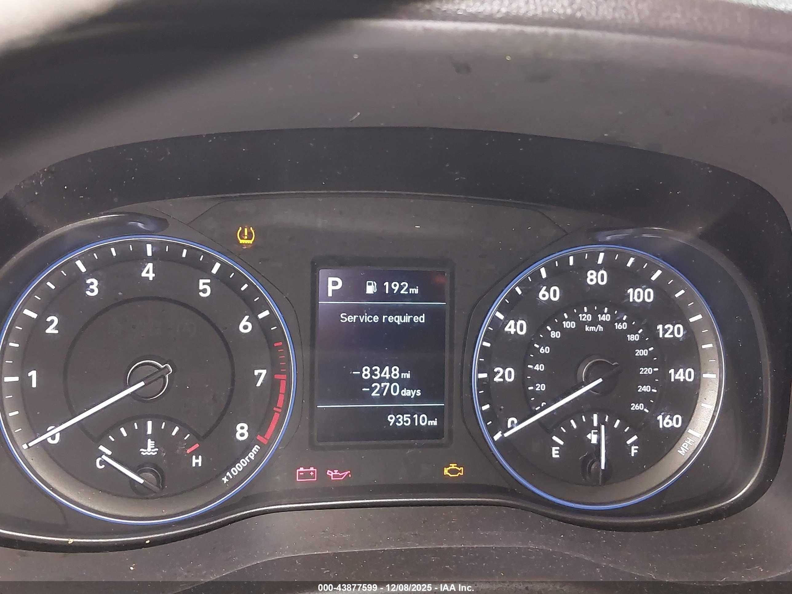 HYUNDAI KONA image 7